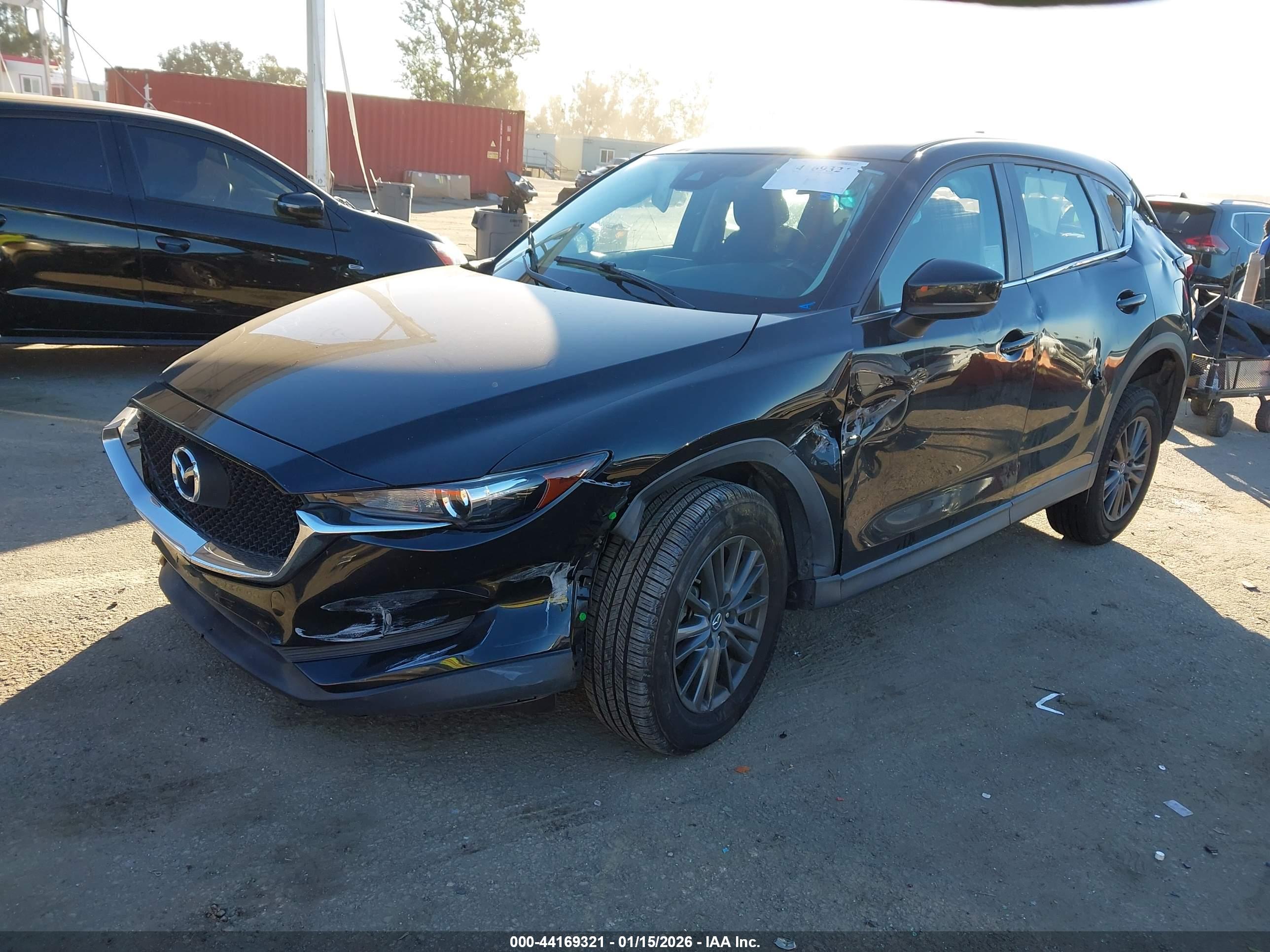 MAZDA CX-5 image 2