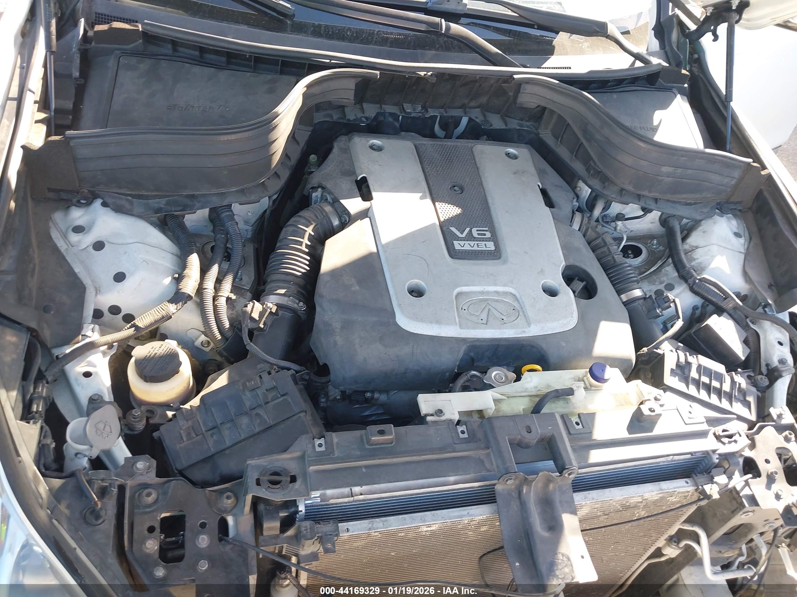 INFINITI QX50 image 10