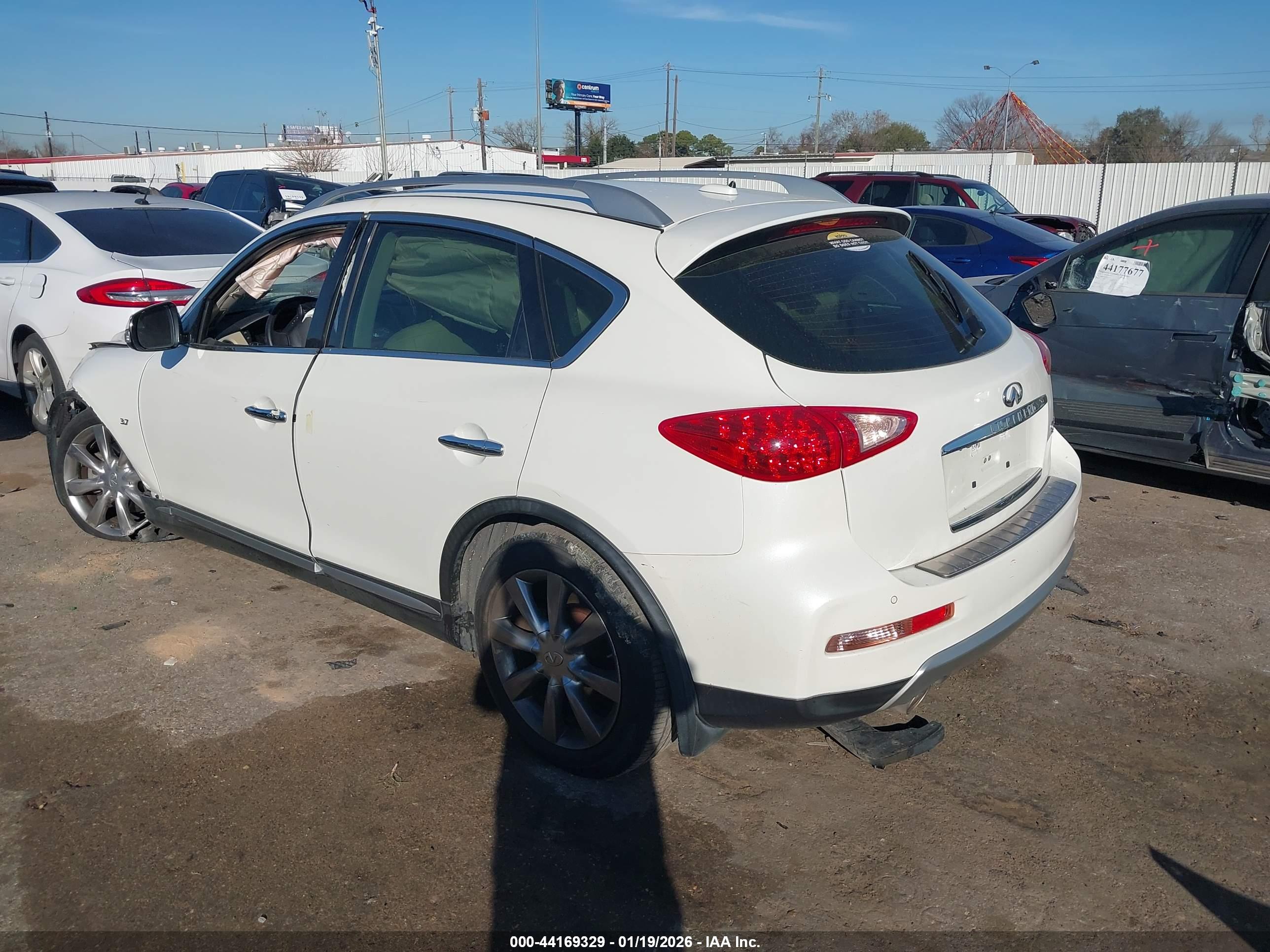 INFINITI QX50 image 3