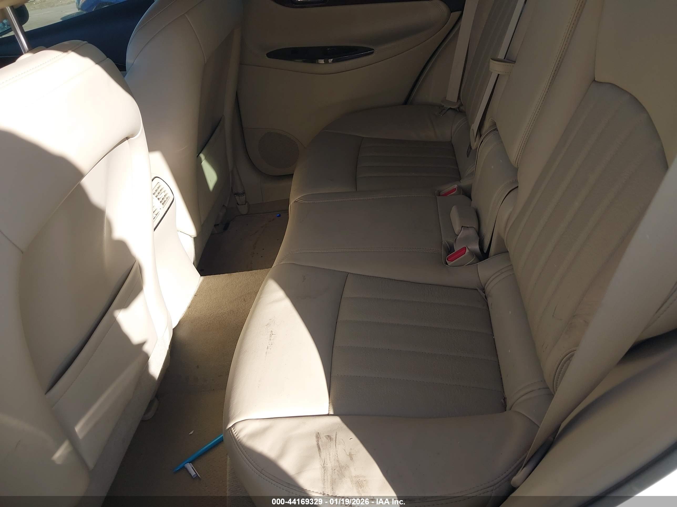 INFINITI QX50 image 8