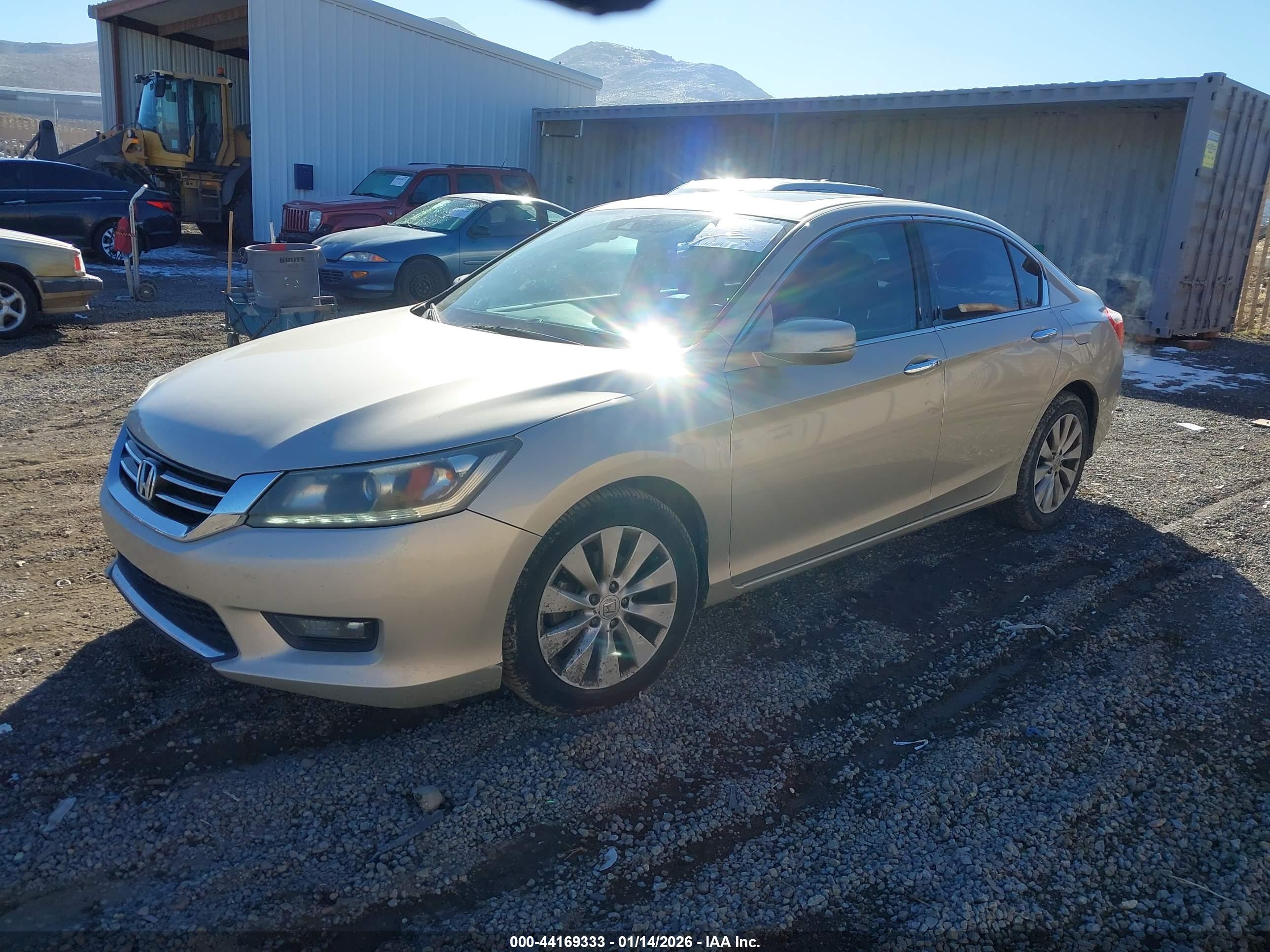 HONDA ACCORD image 2