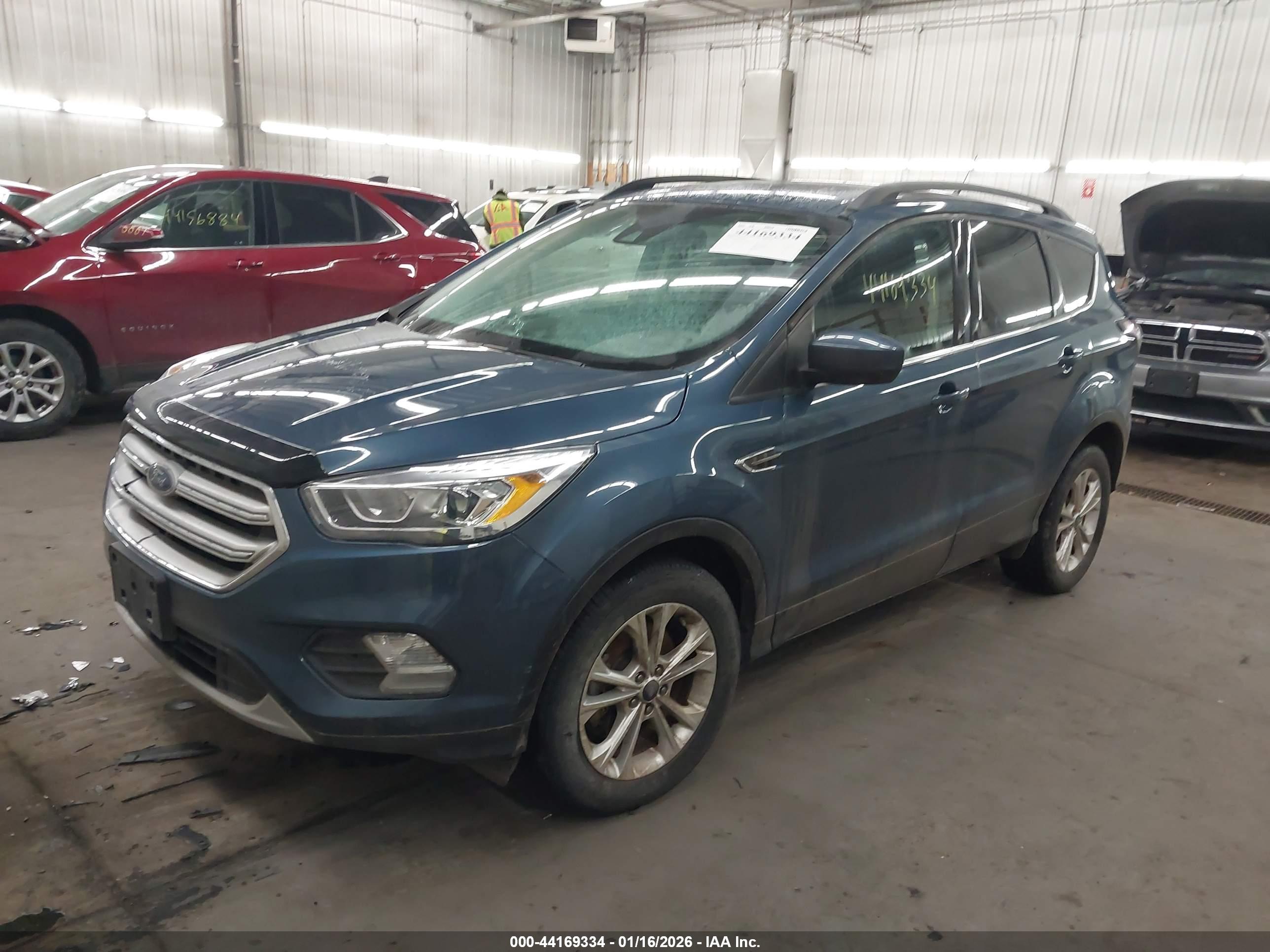 FORD ESCAPE image 2