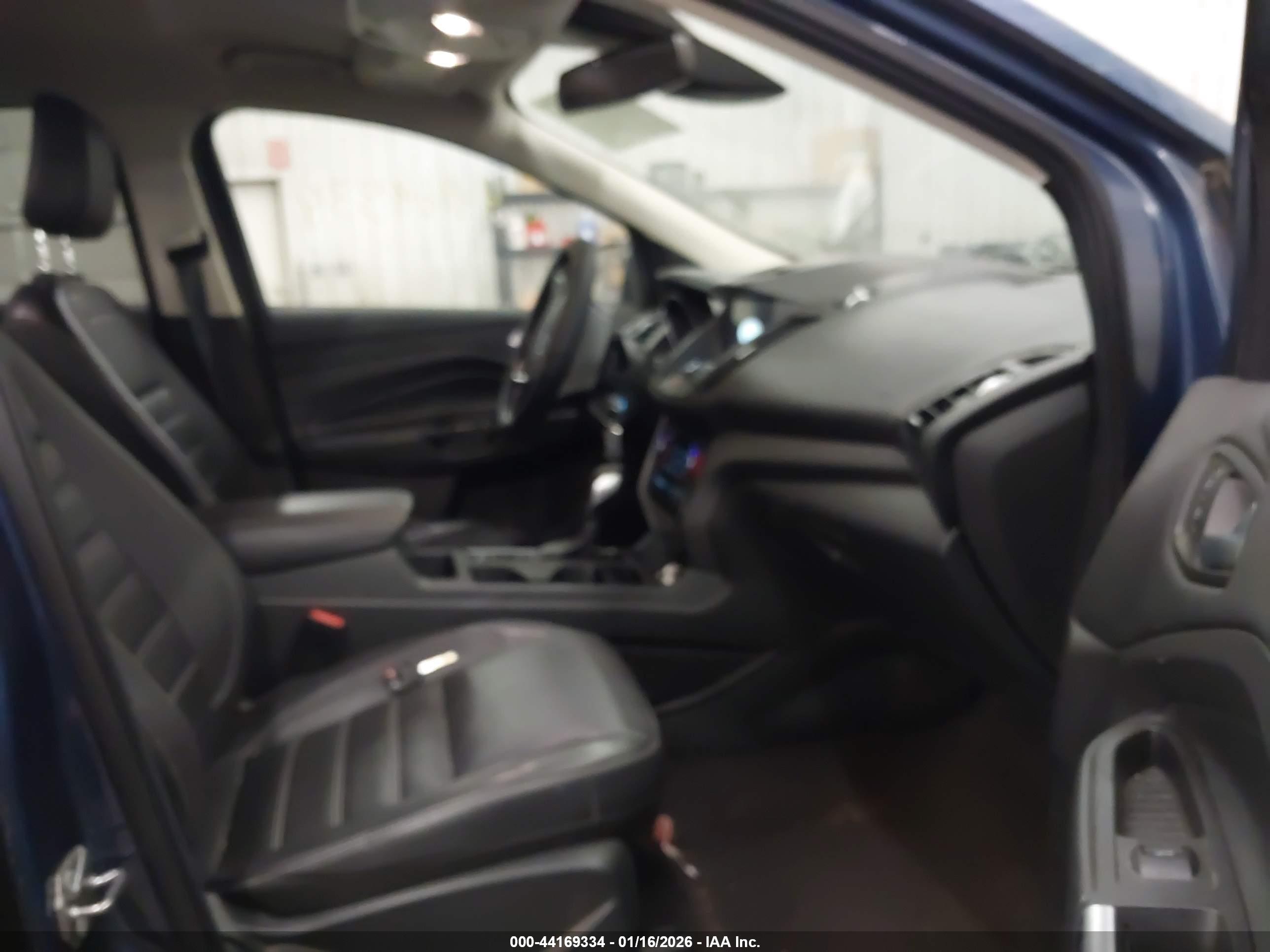 FORD ESCAPE image 5