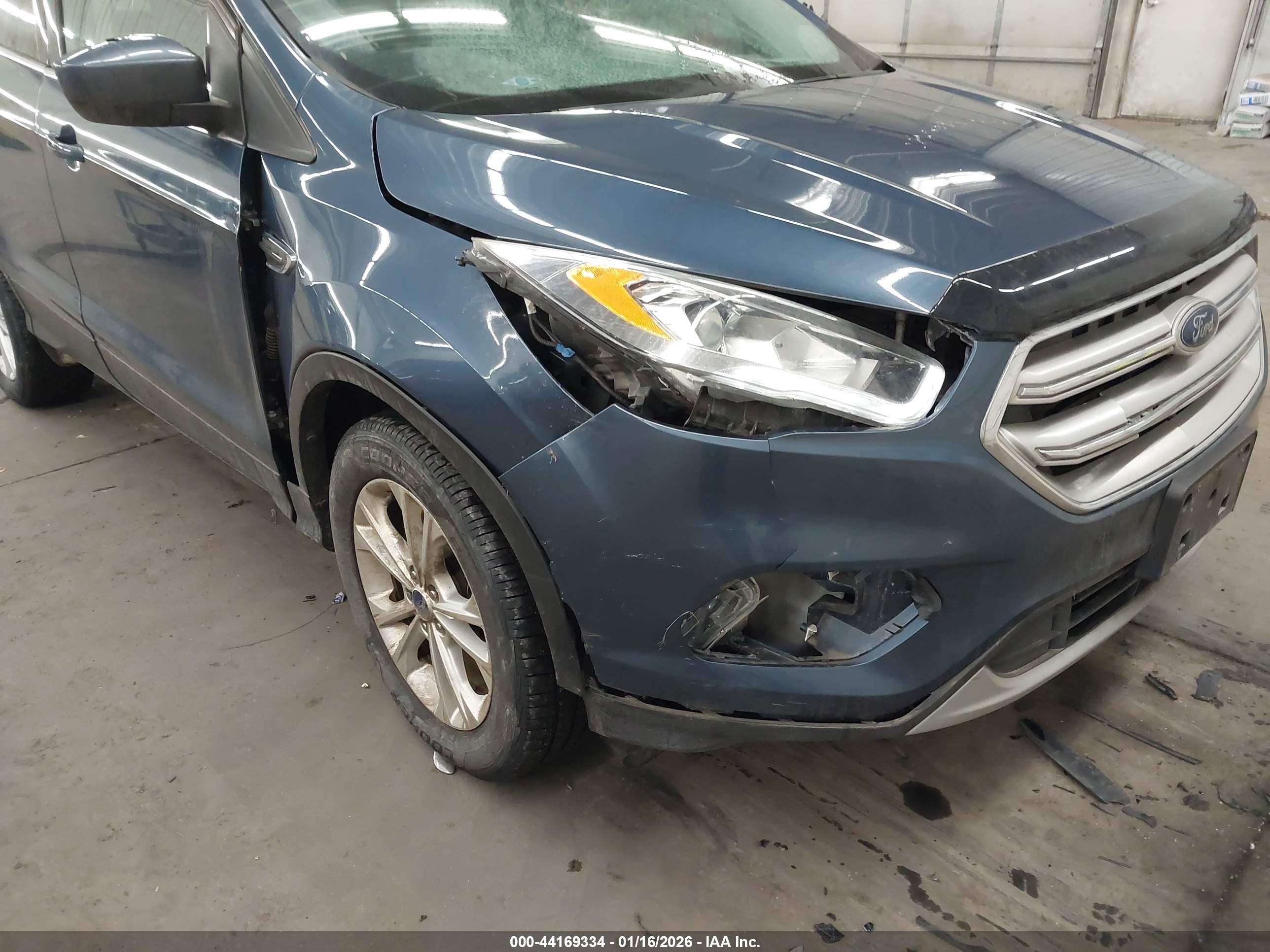 FORD ESCAPE image 6