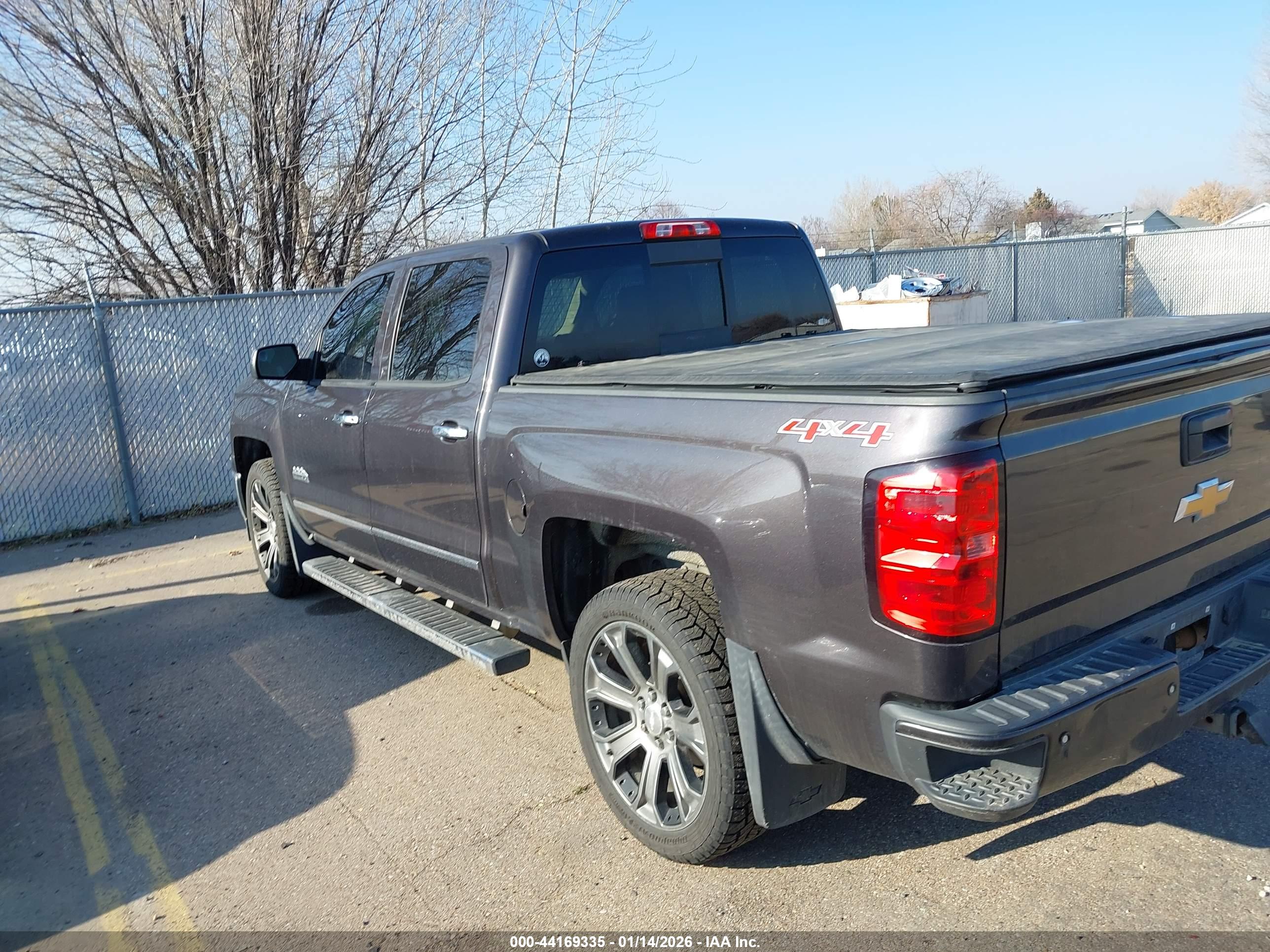 CHEVROLET SILVERADO image 3