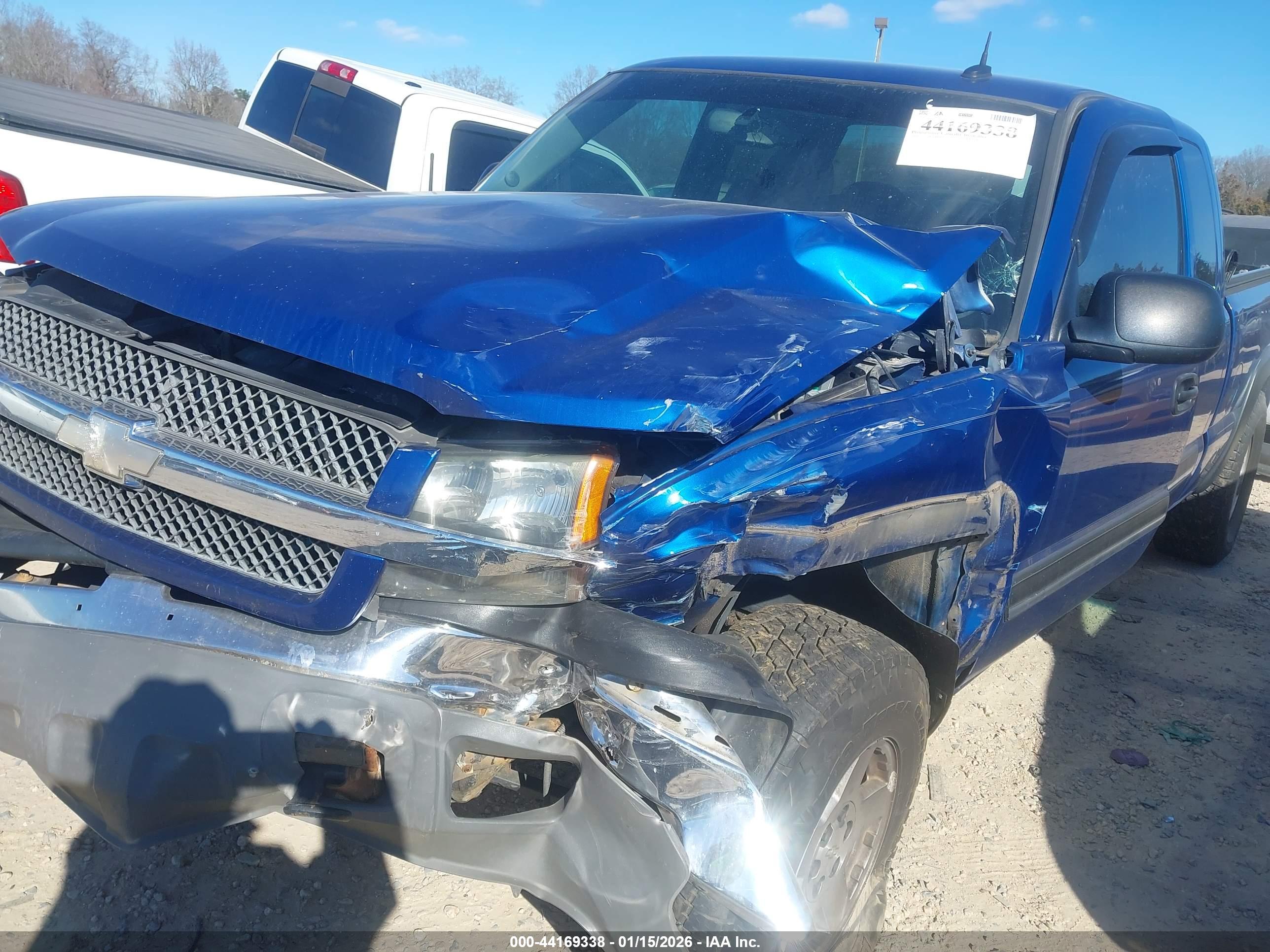 CHEVROLET SILVERADO image 6