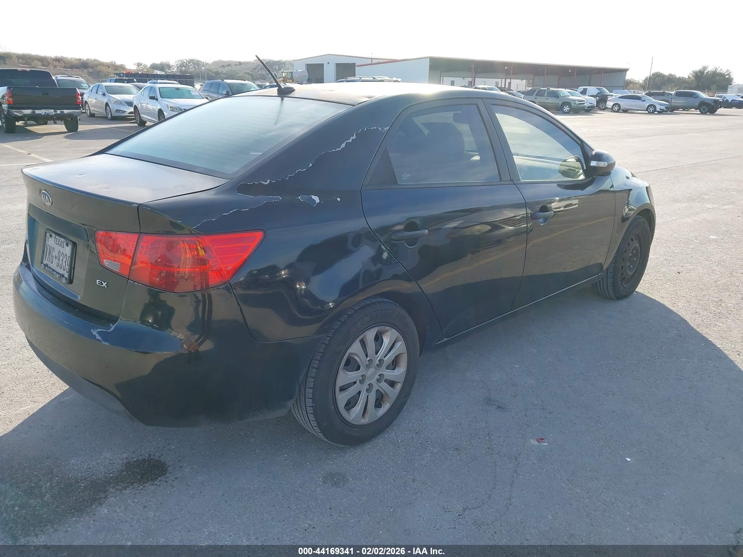 KIA FORTE image 4