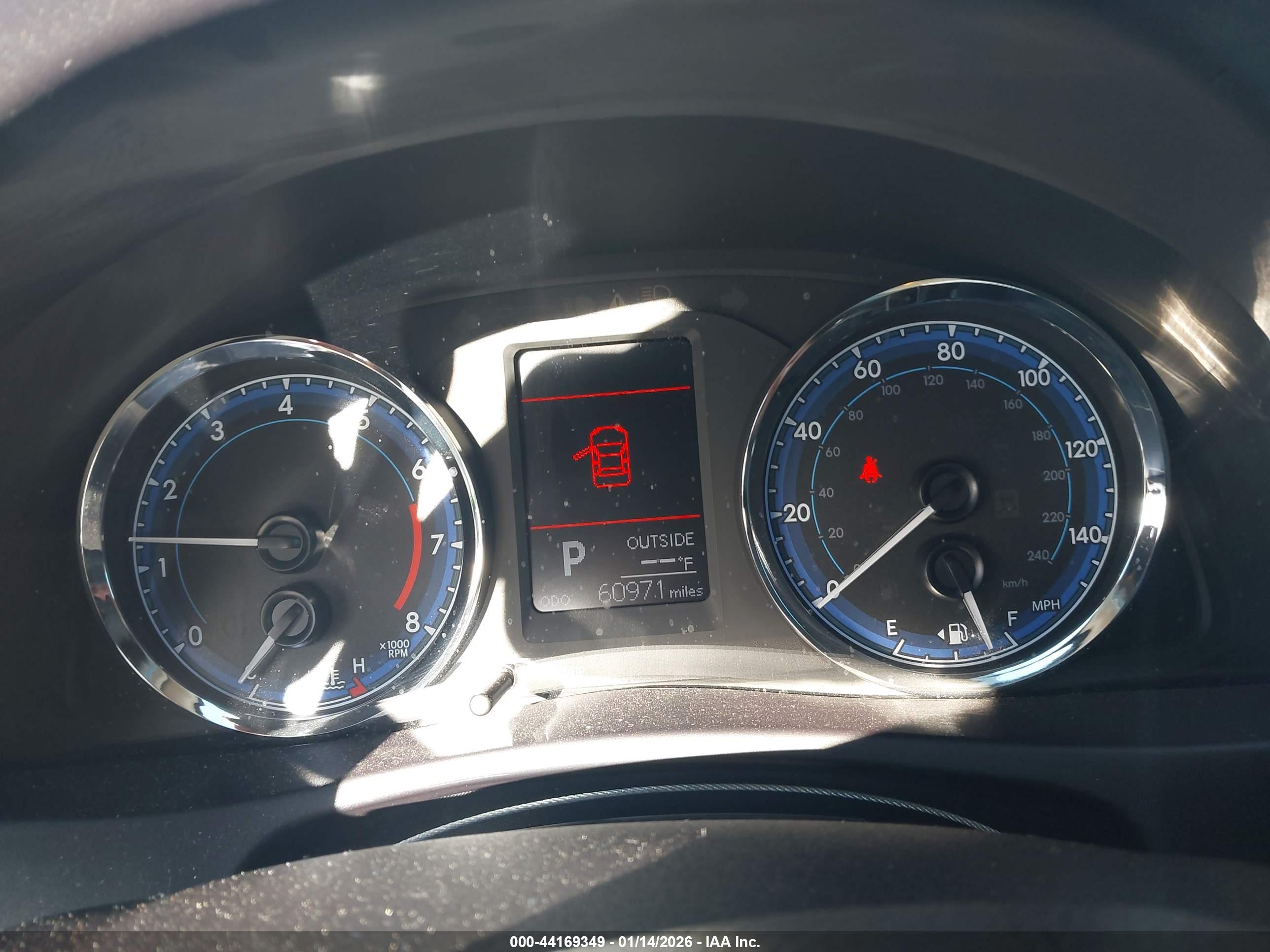 TOYOTA COROLLA image 7