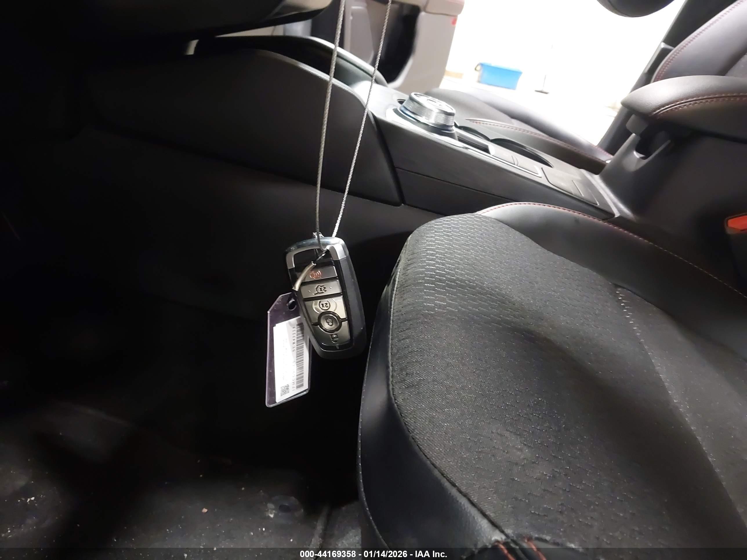 FORD ESCAPE image 11