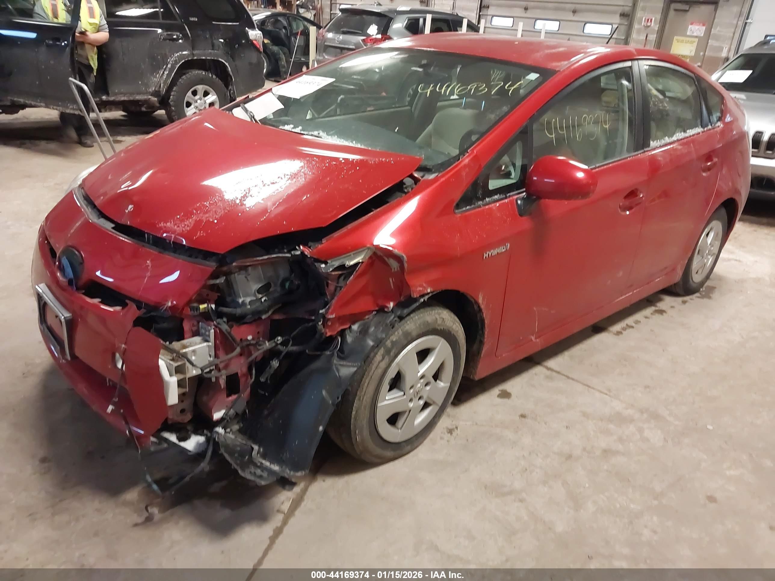 TOYOTA PRIUS image 2