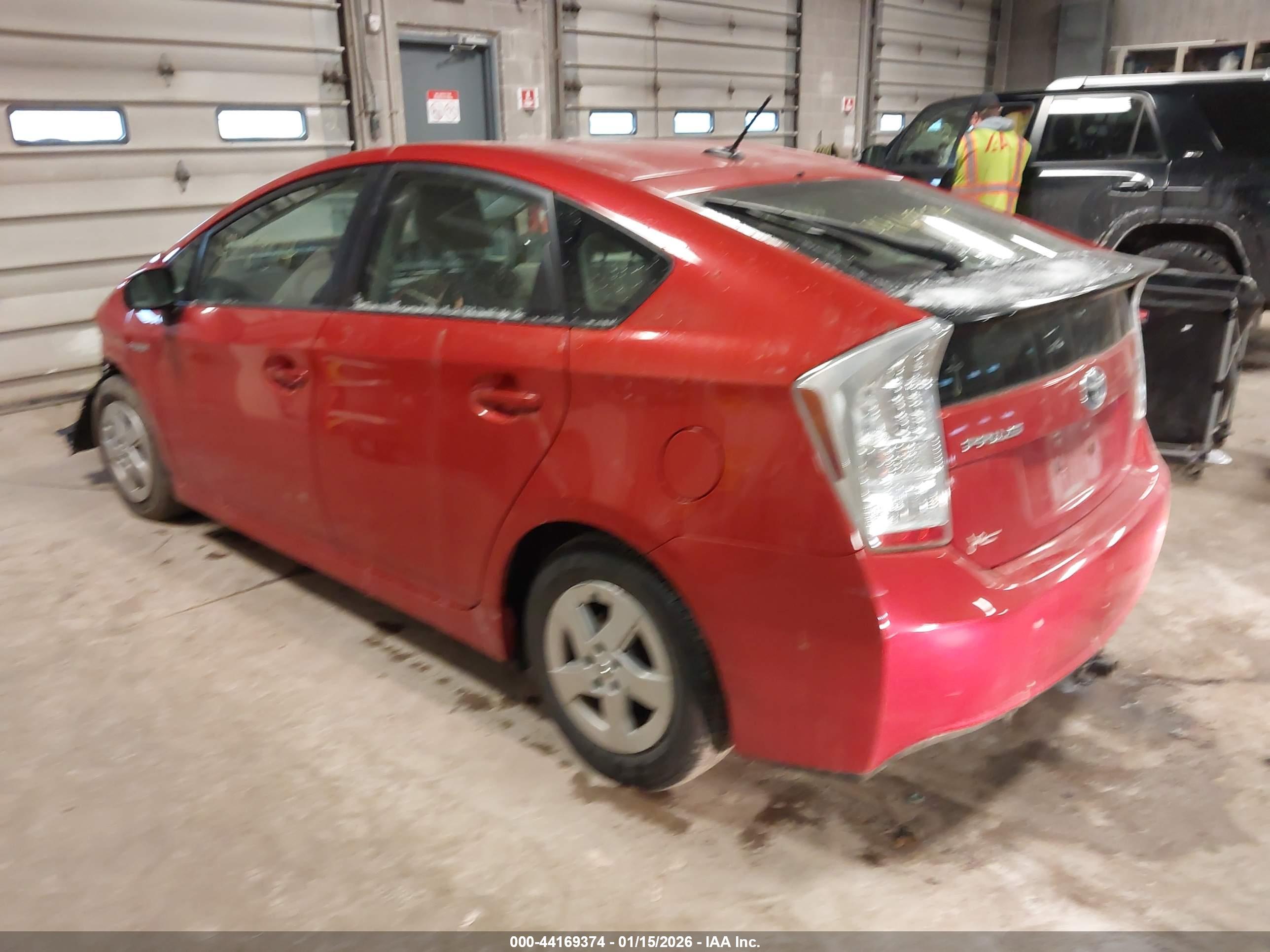 TOYOTA PRIUS image 3