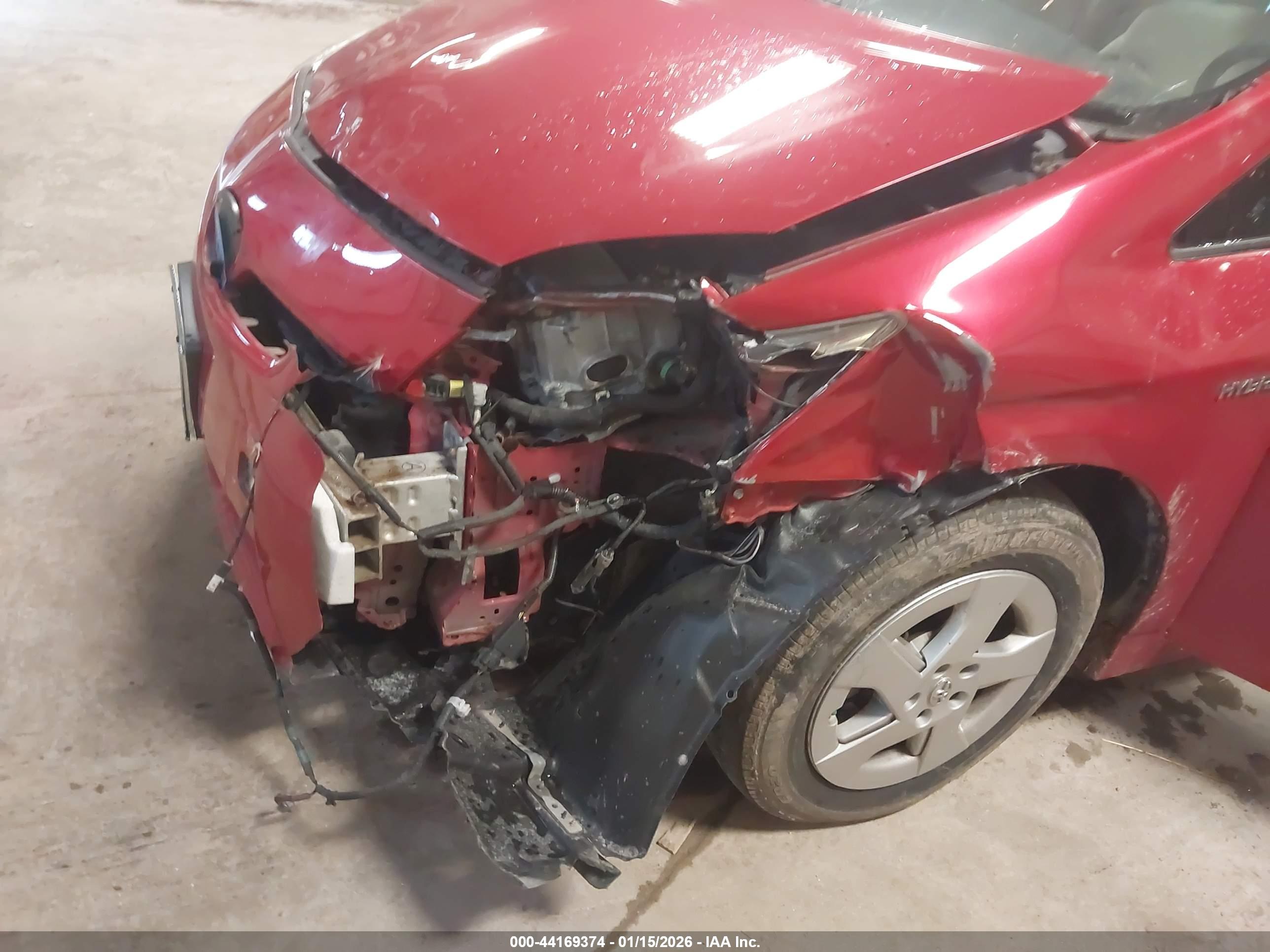 TOYOTA PRIUS image 6