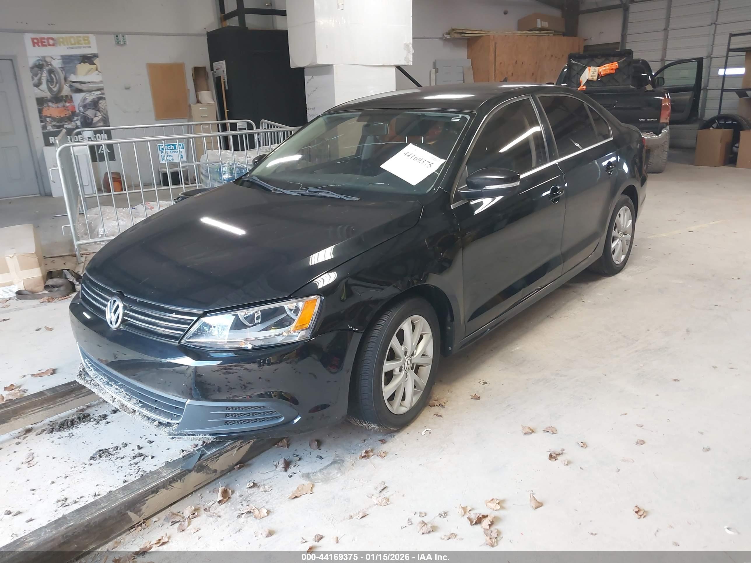 VOLKSWAGEN JETTA image 2