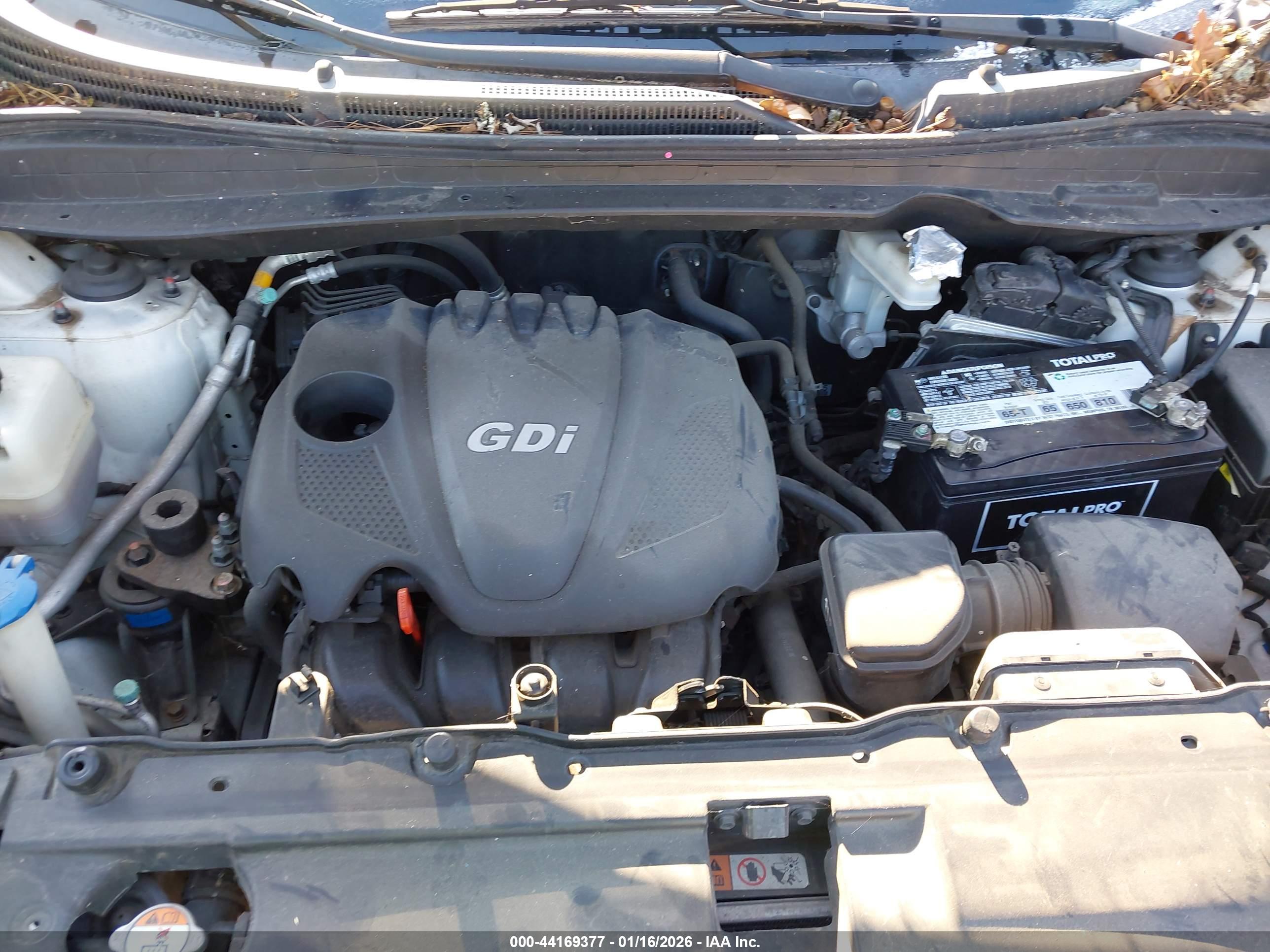 HYUNDAI TUCSON image 6