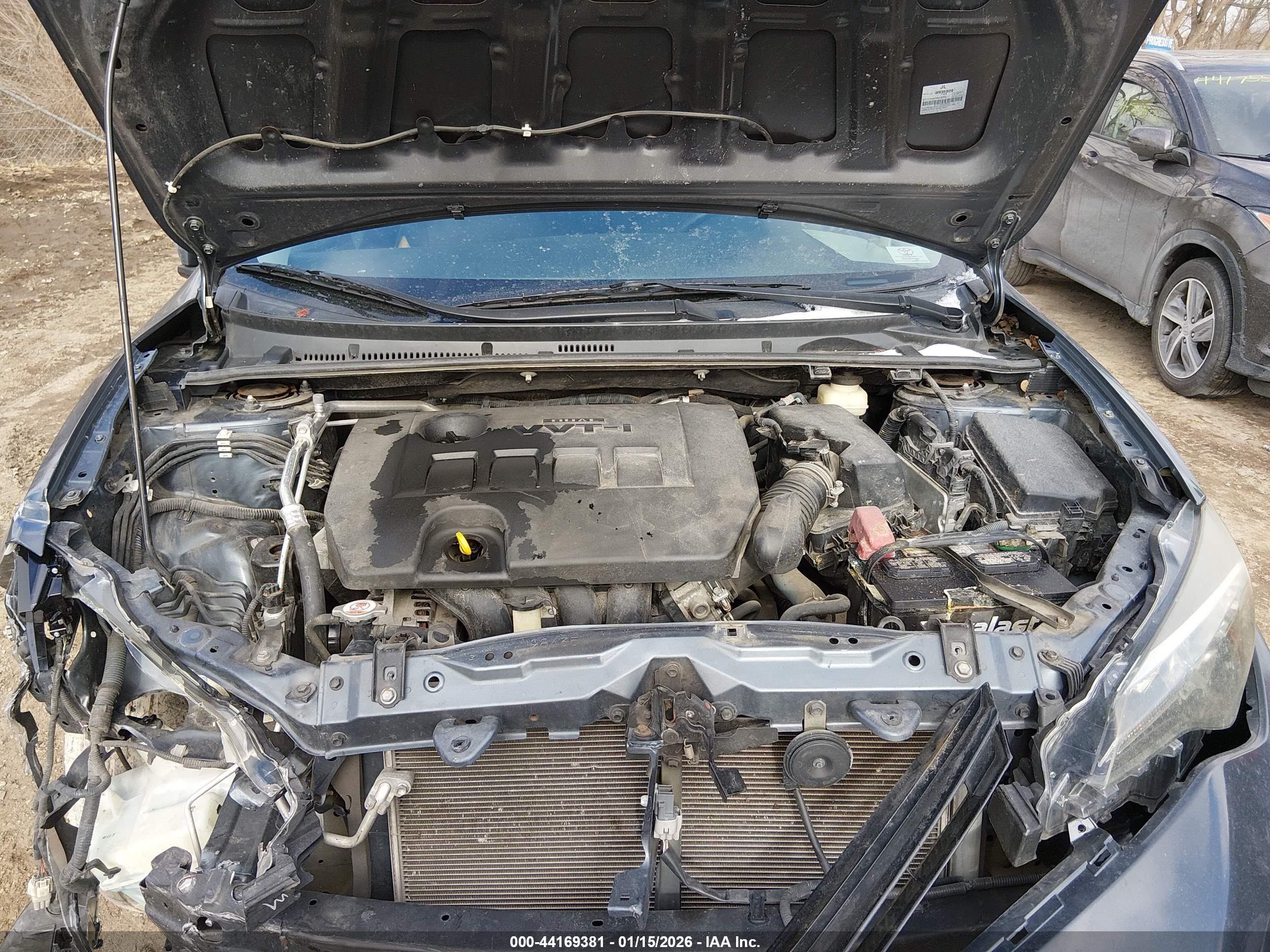 TOYOTA COROLLA image 10
