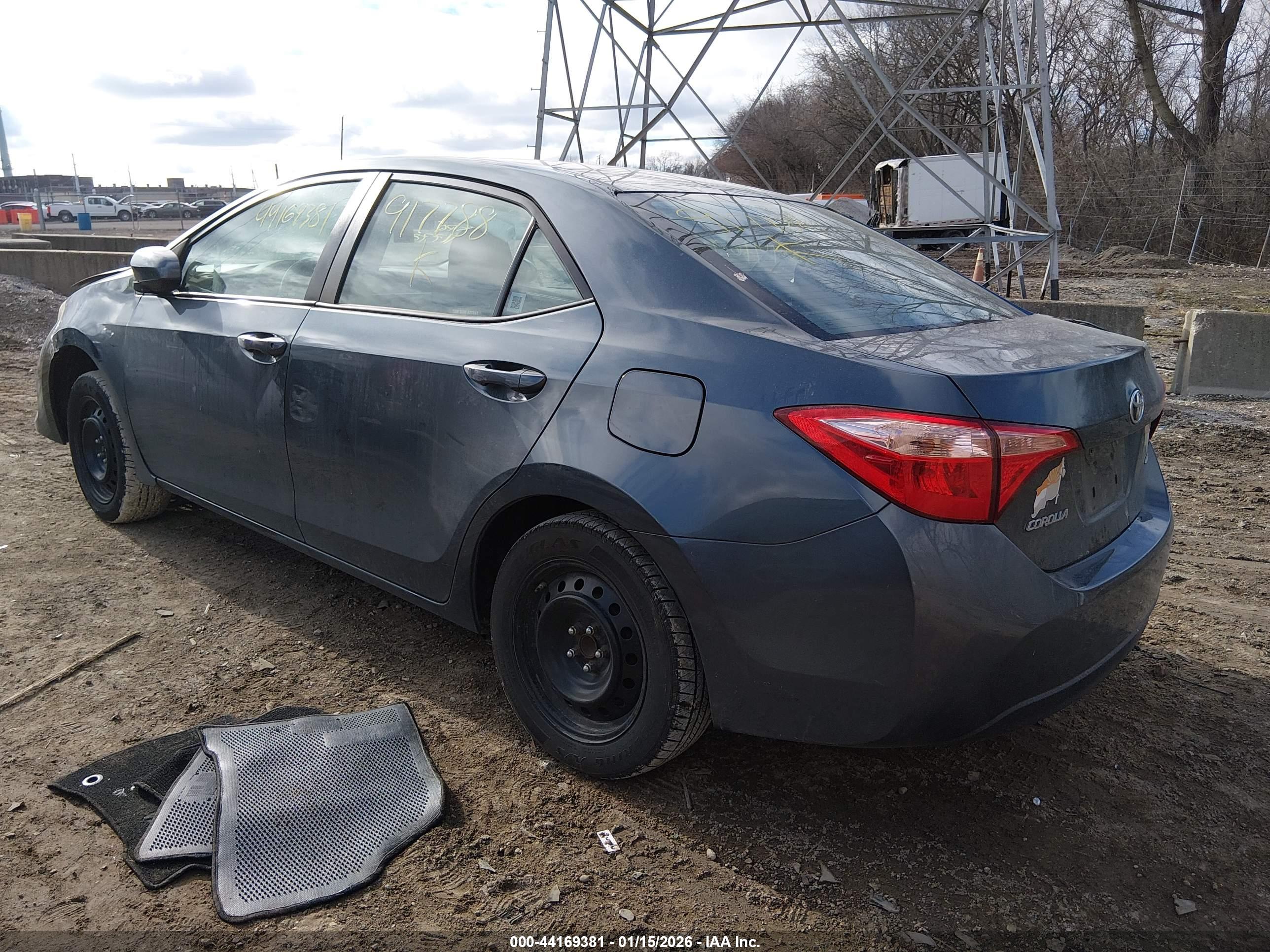 TOYOTA COROLLA image 3
