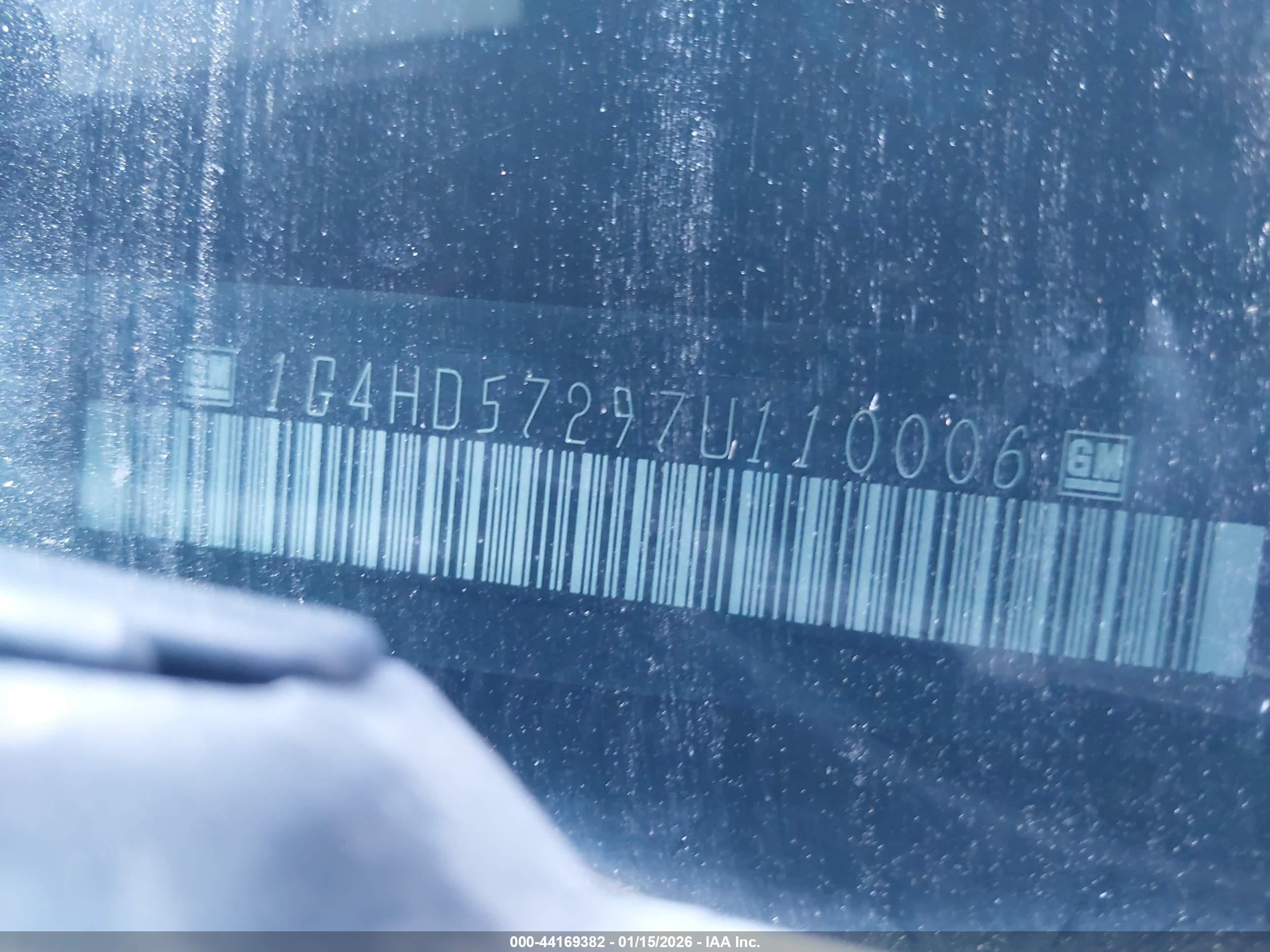 BUICK LUCERNE image 9