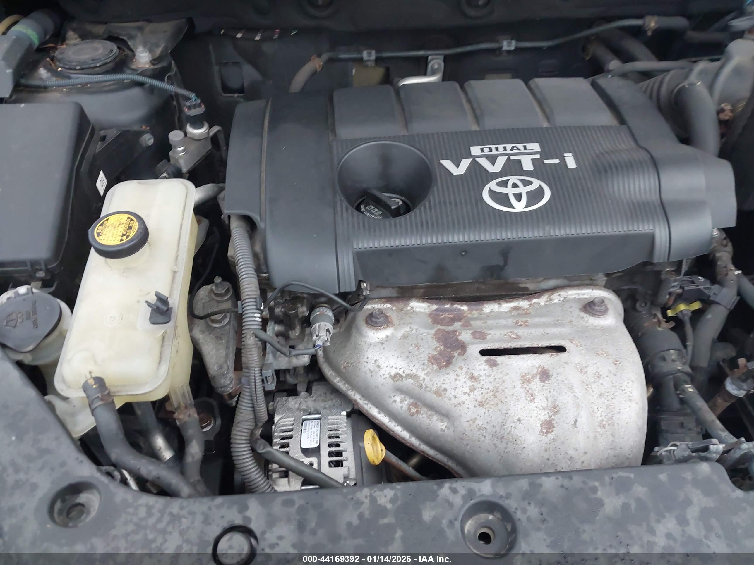 TOYOTA RAV4 image 6