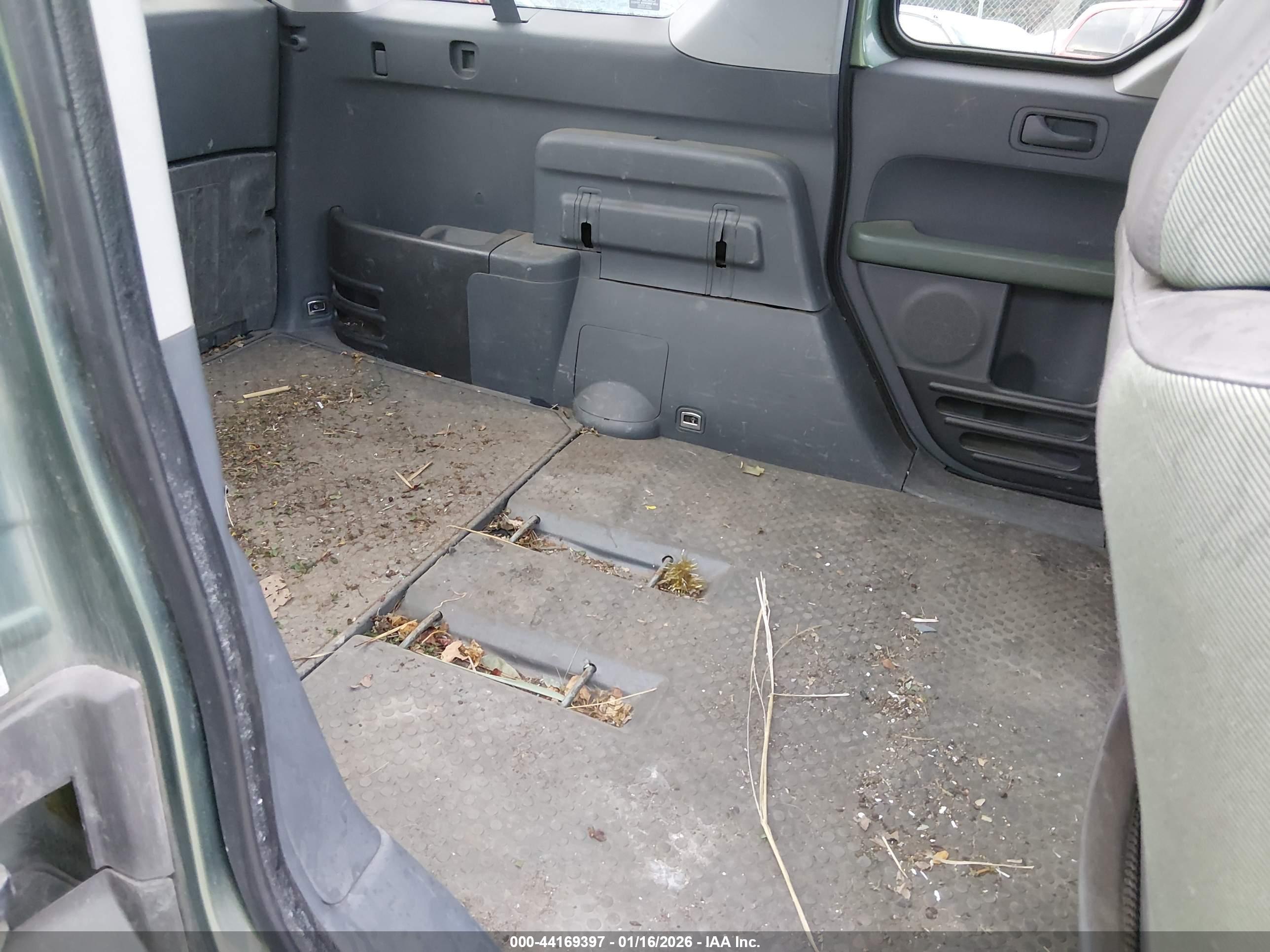 HONDA ELEMENT image 8