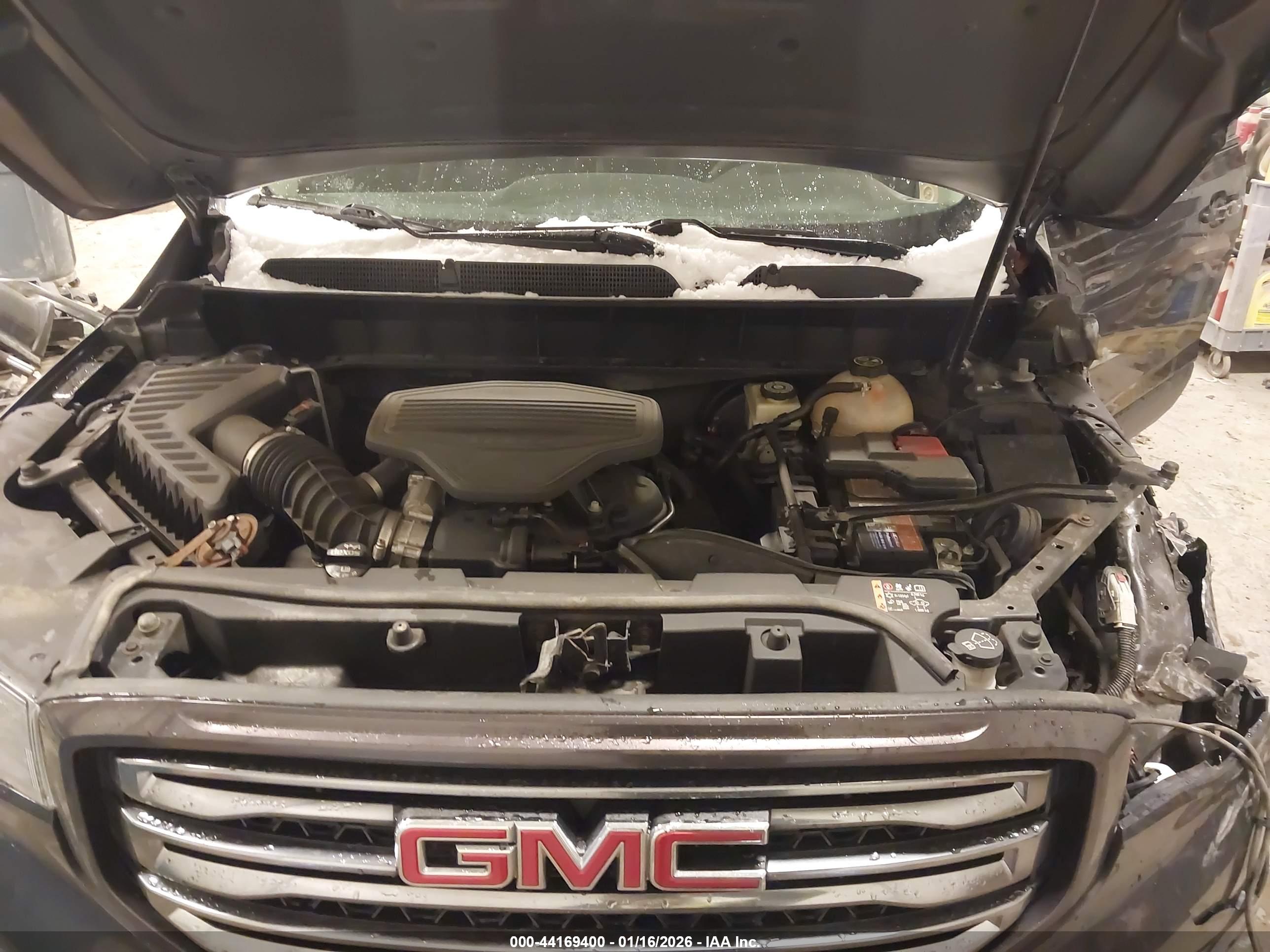 GMC ACADIA image 10