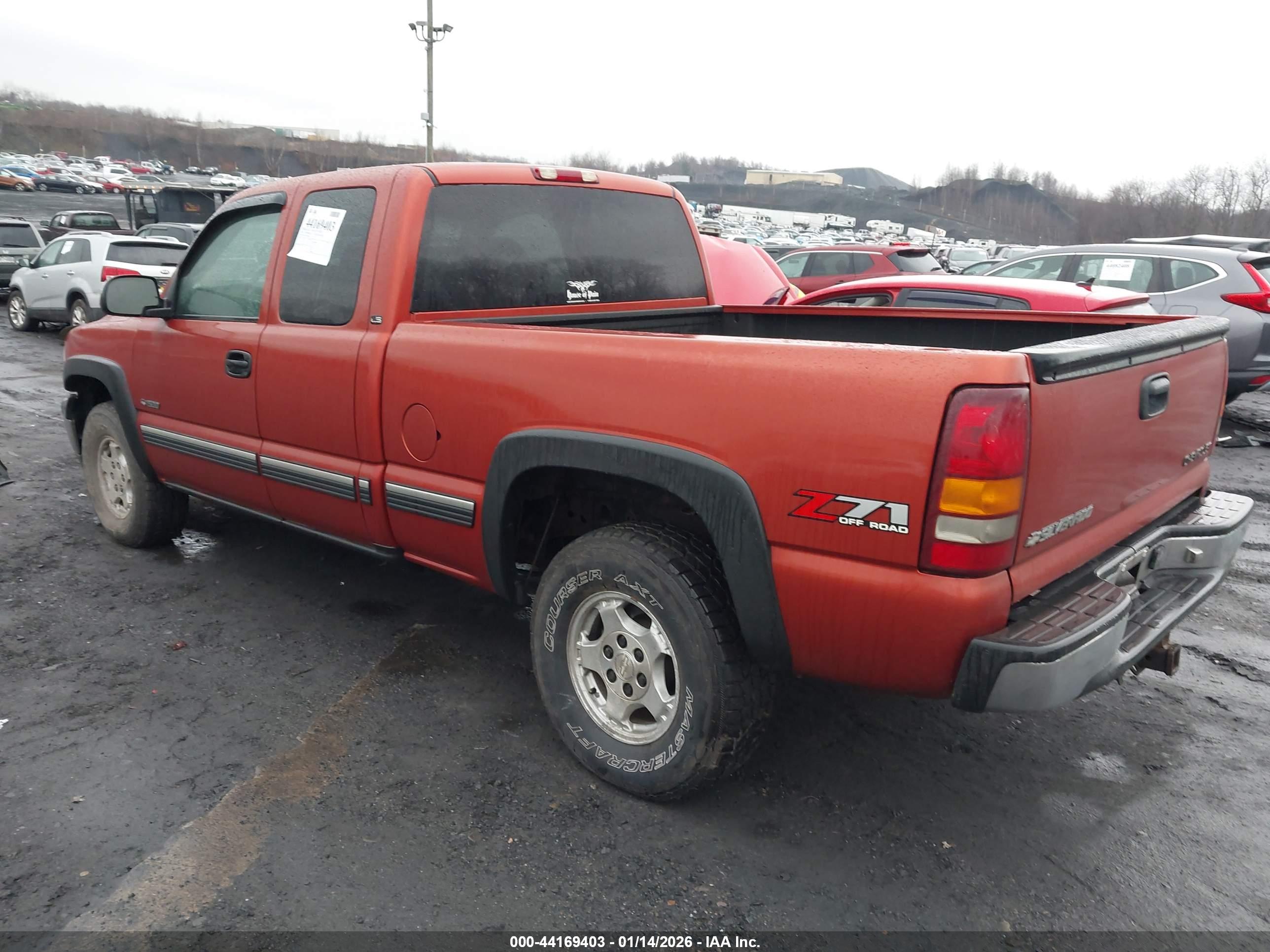 CHEVROLET SILVERADO image 3