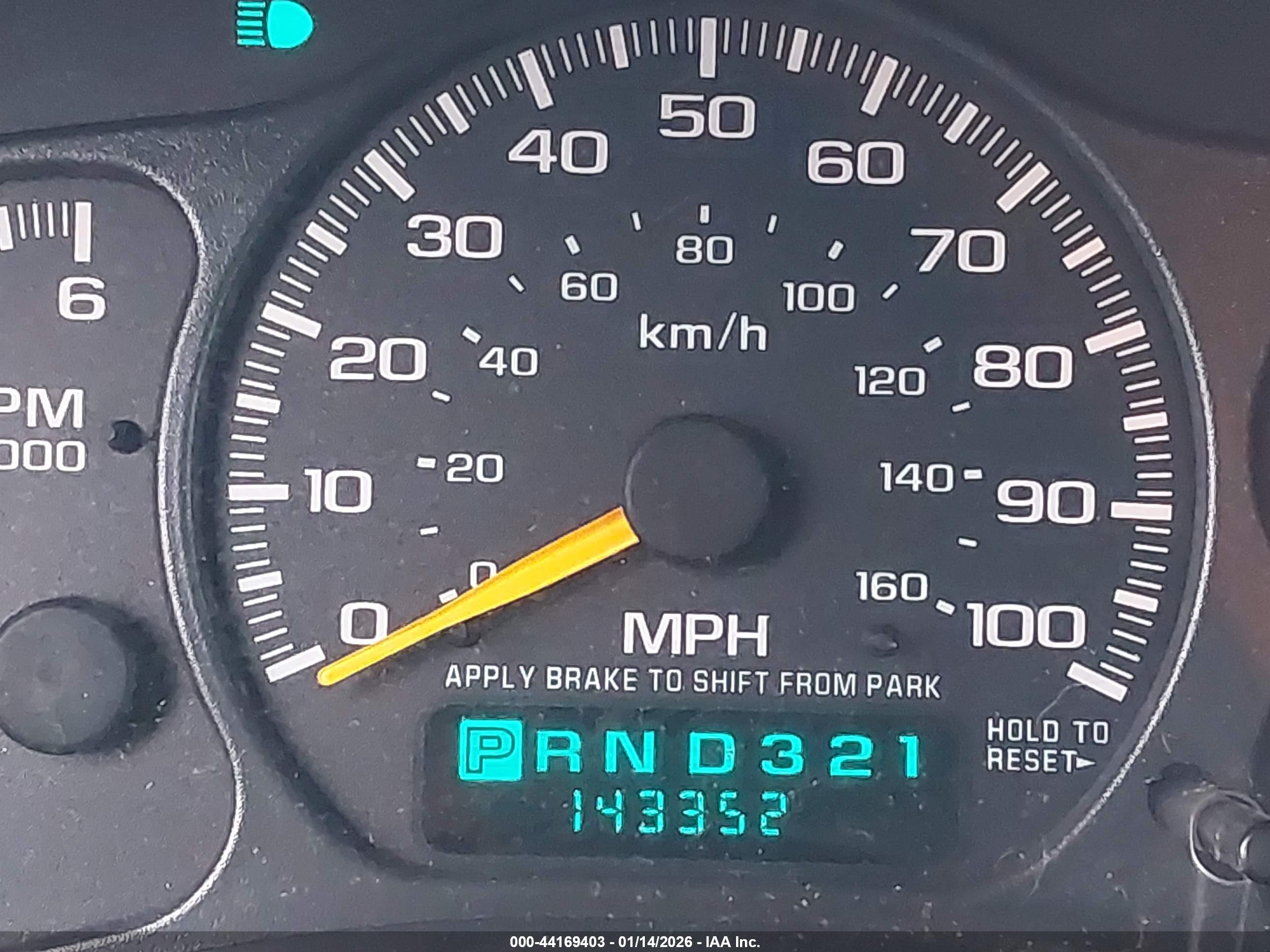 CHEVROLET SILVERADO image 7