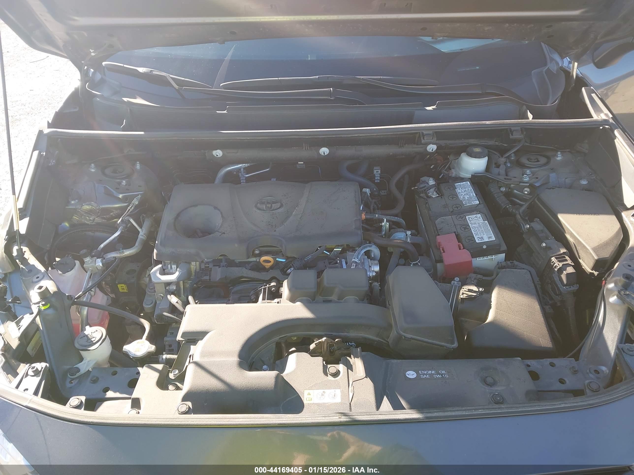 TOYOTA RAV4 image 10