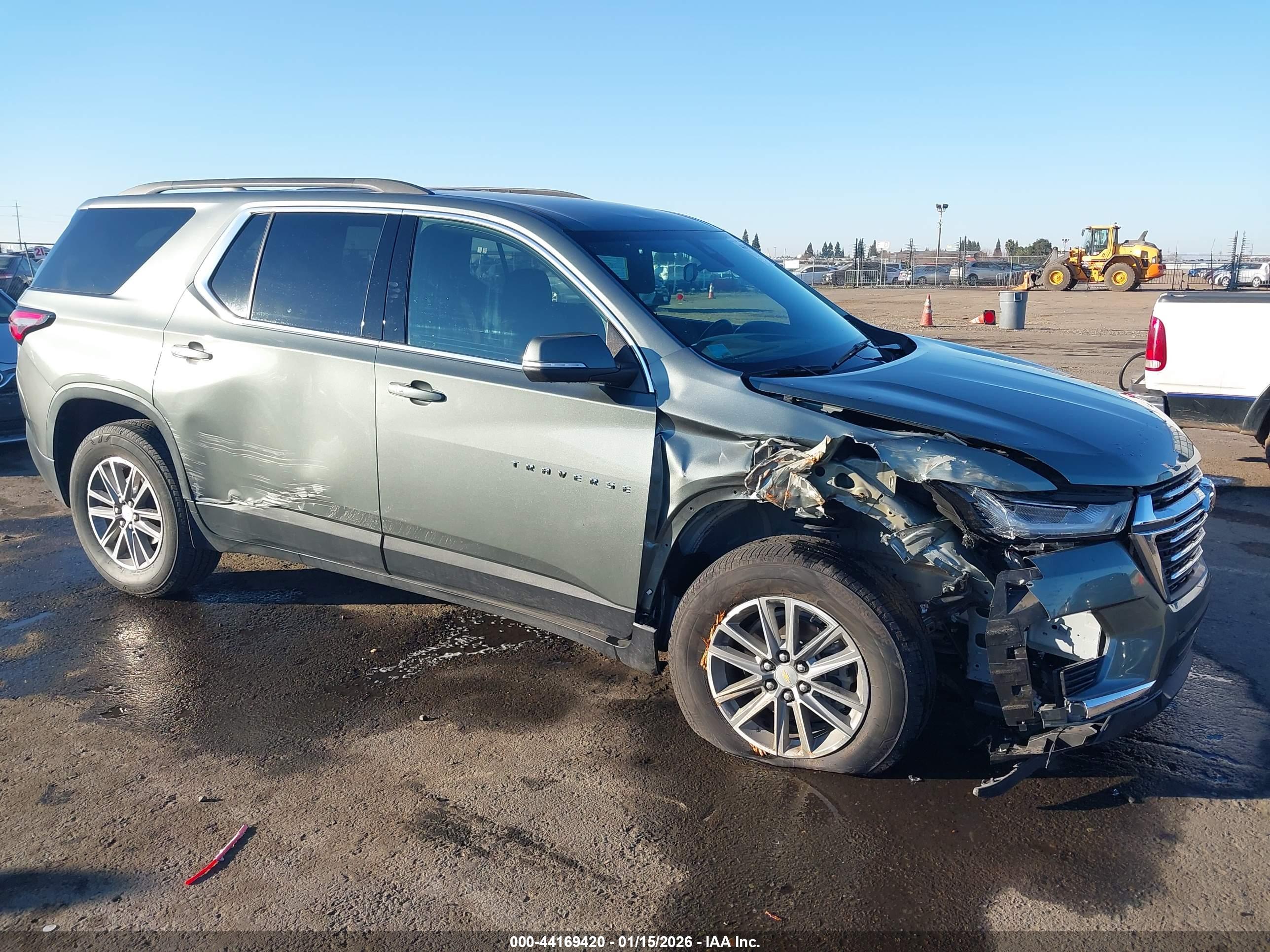 CHEVROLET TRAVERSE image 6