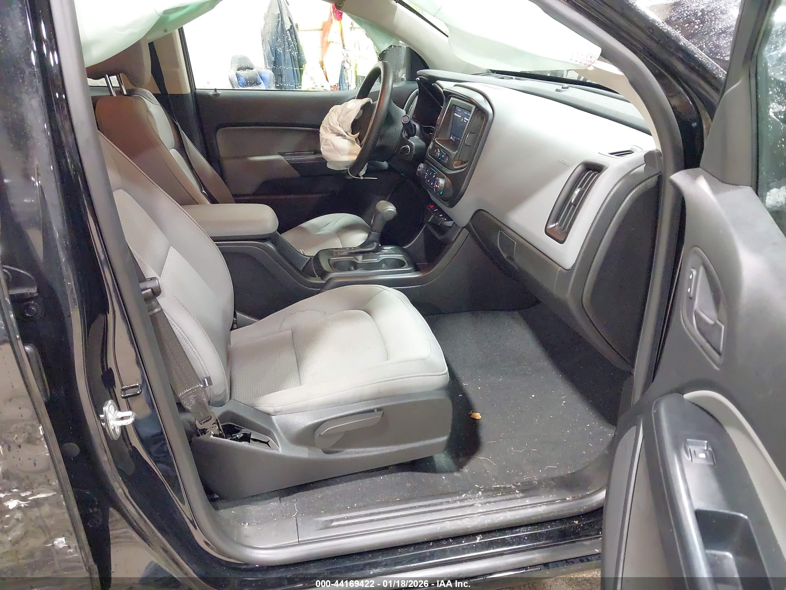CHEVROLET COLORADO image 5