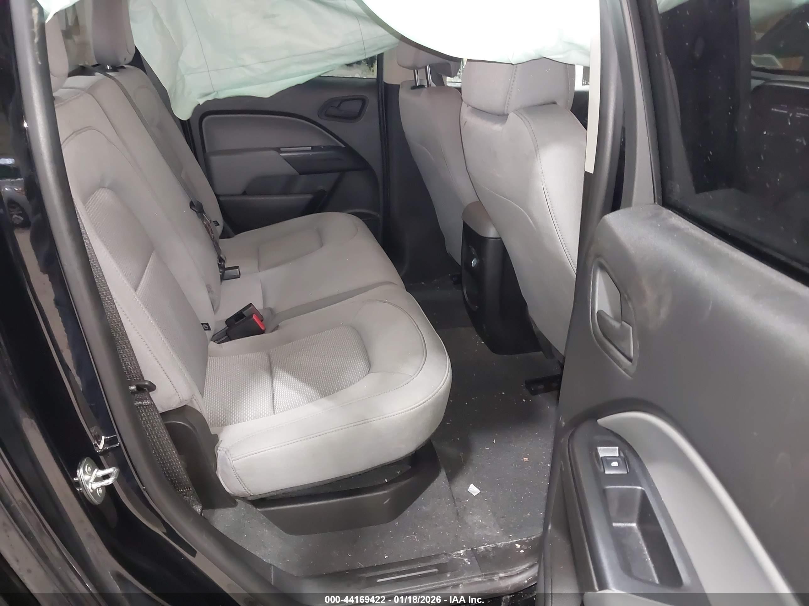 CHEVROLET COLORADO image 8