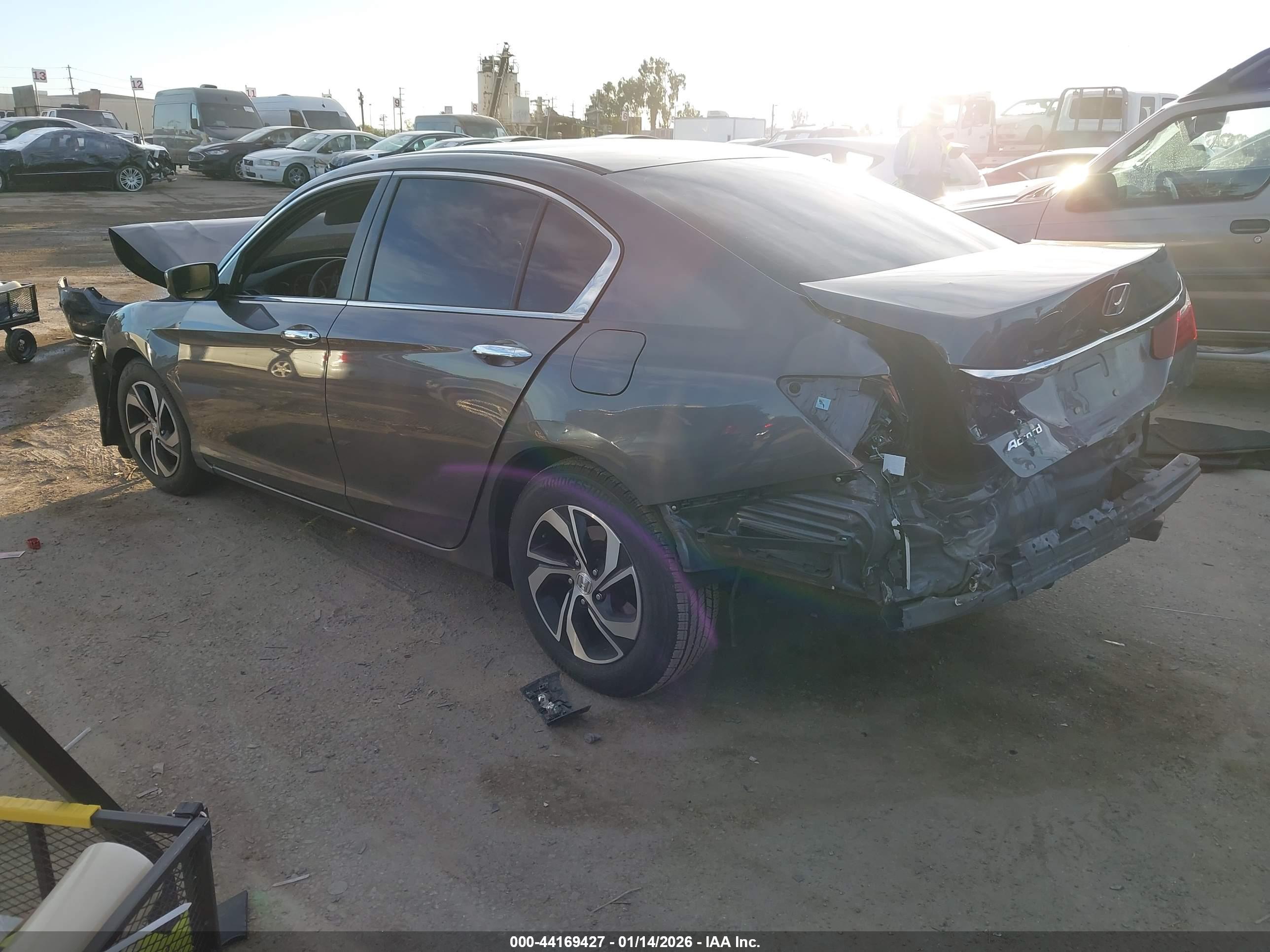 HONDA ACCORD image 3