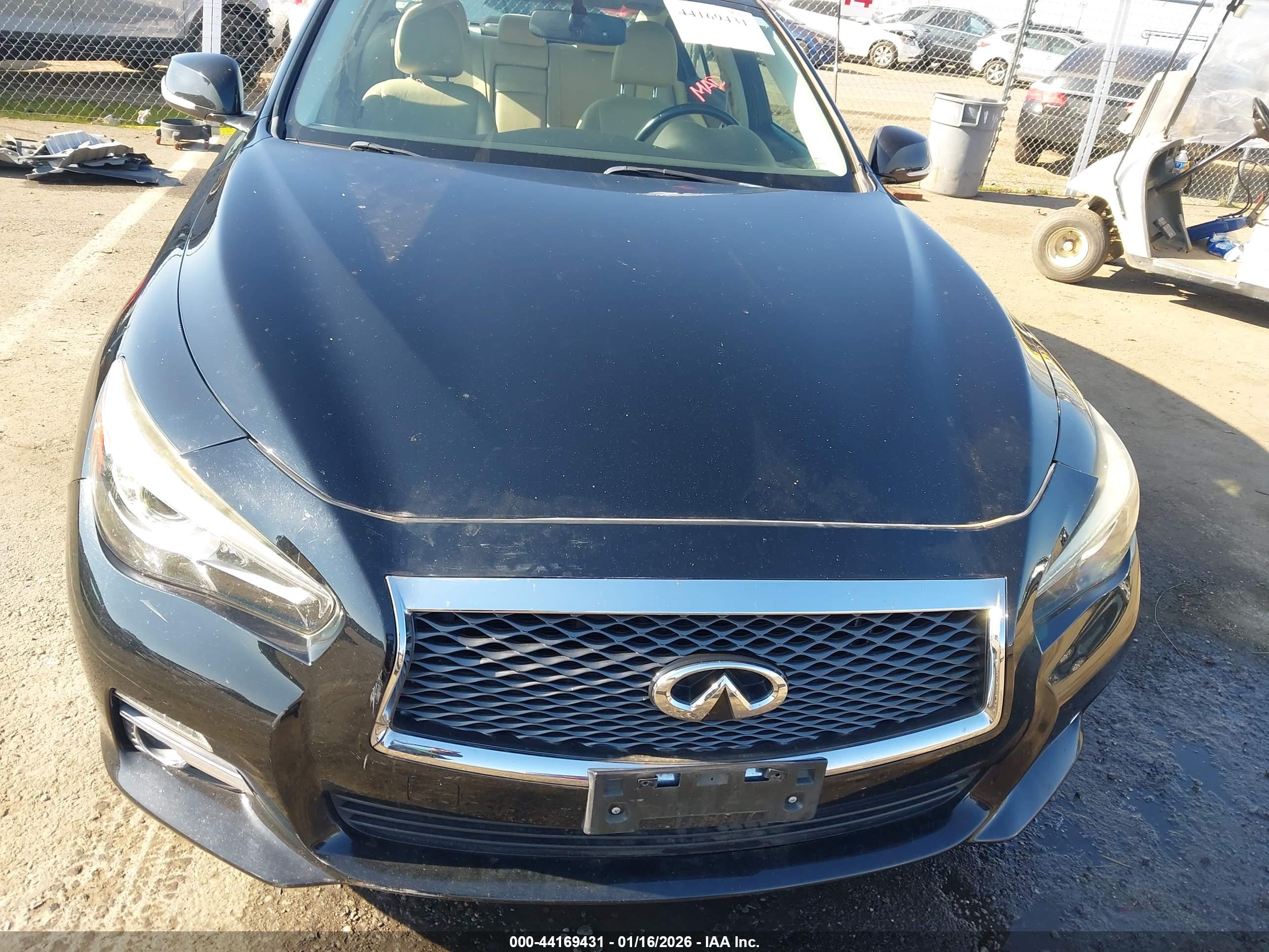 INFINITI Q50 image 6