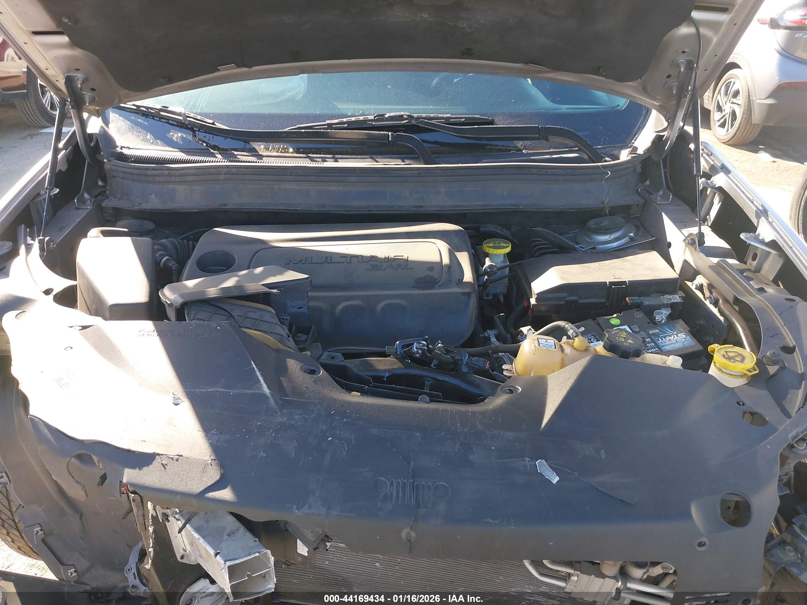 JEEP CHEROKEE image 10