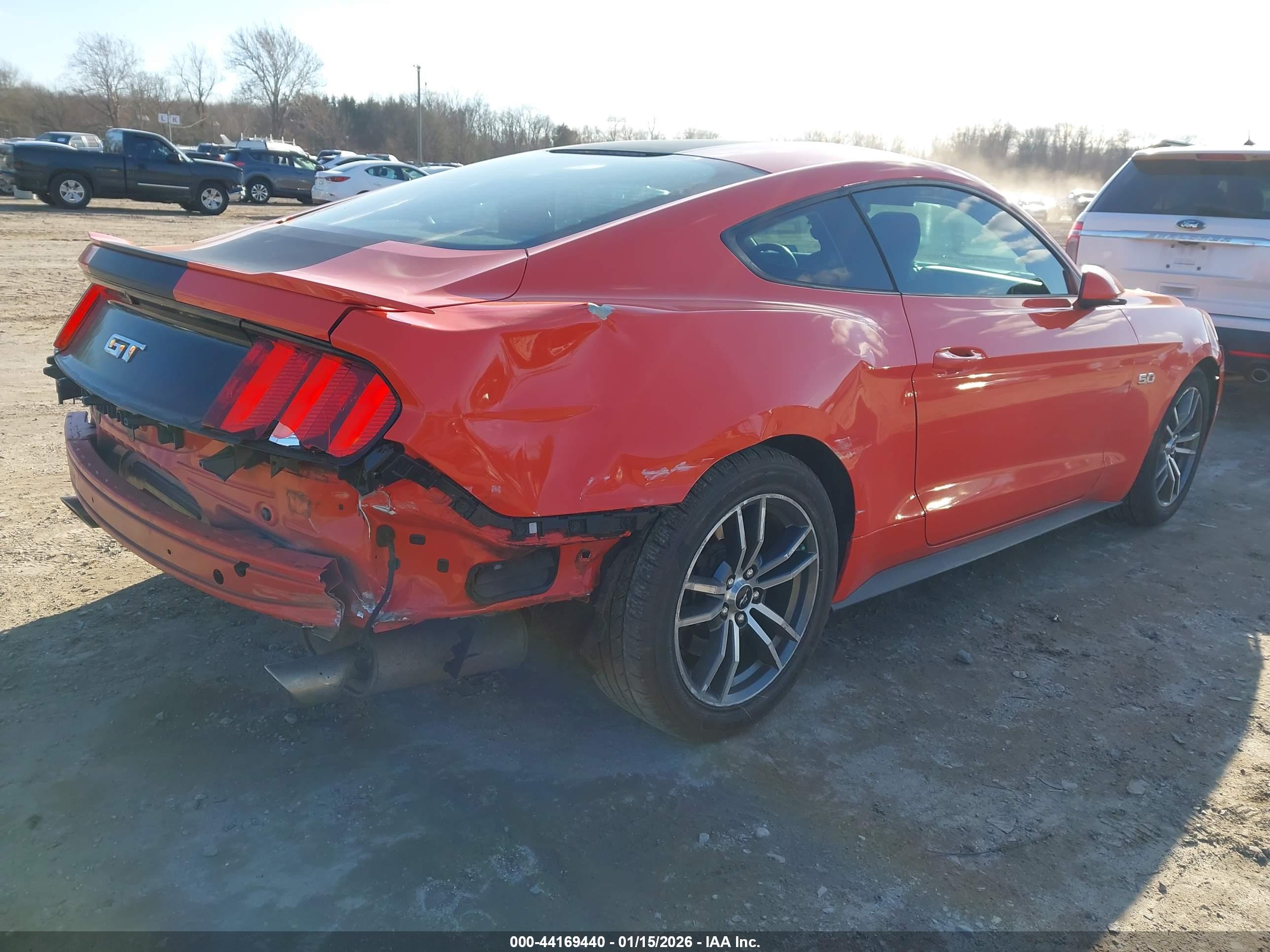 FORD MUSTANG image 4