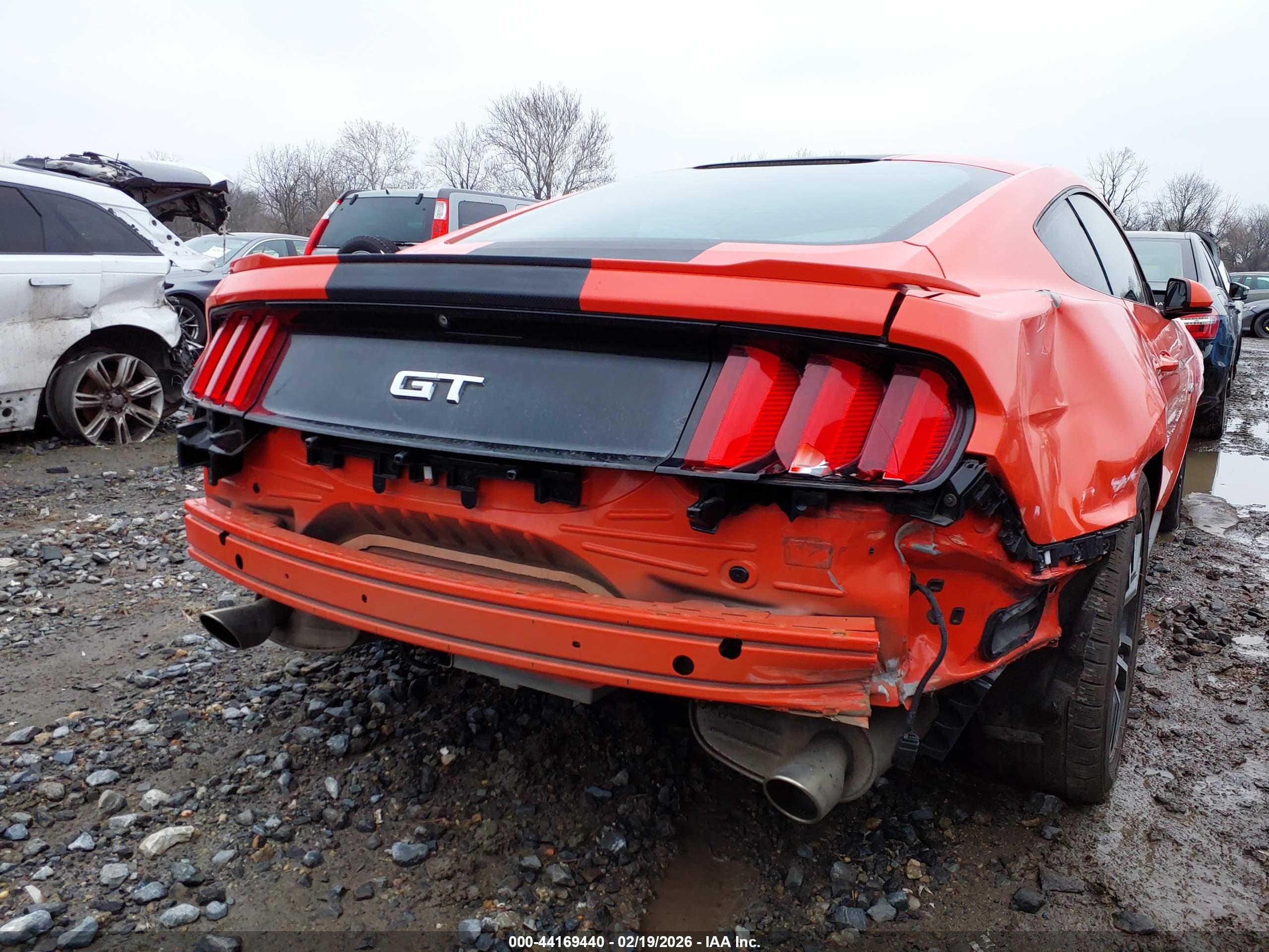 FORD MUSTANG image 6