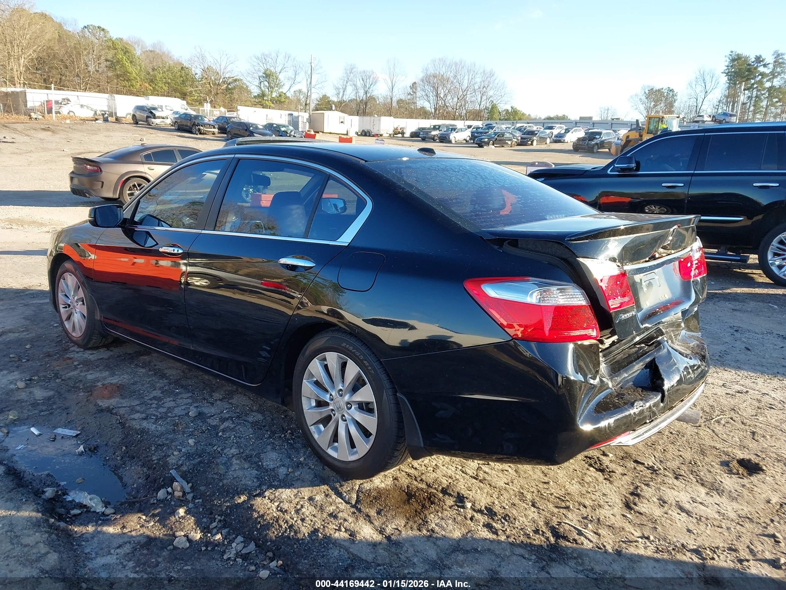HONDA ACCORD image 3