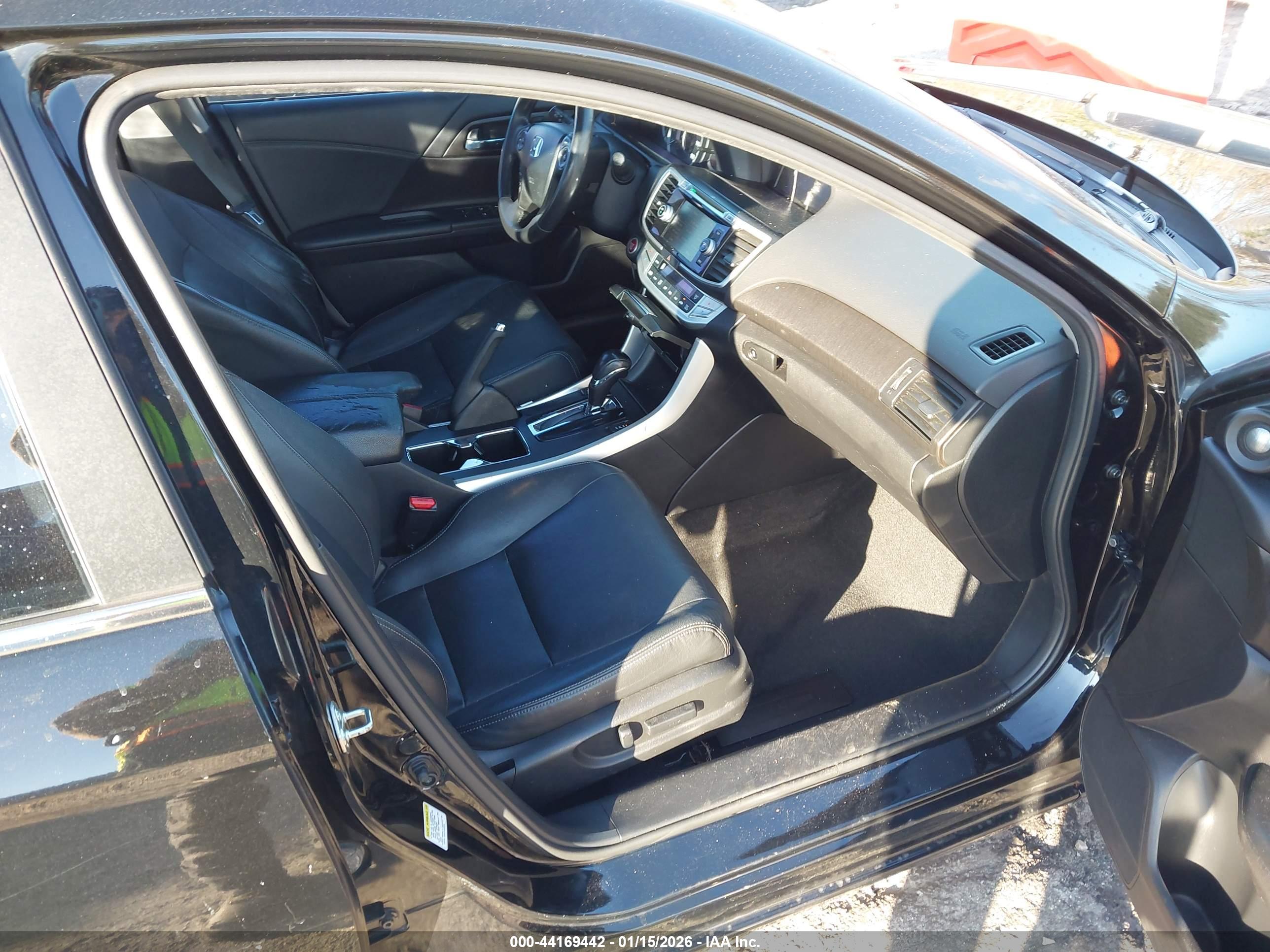 HONDA ACCORD image 5