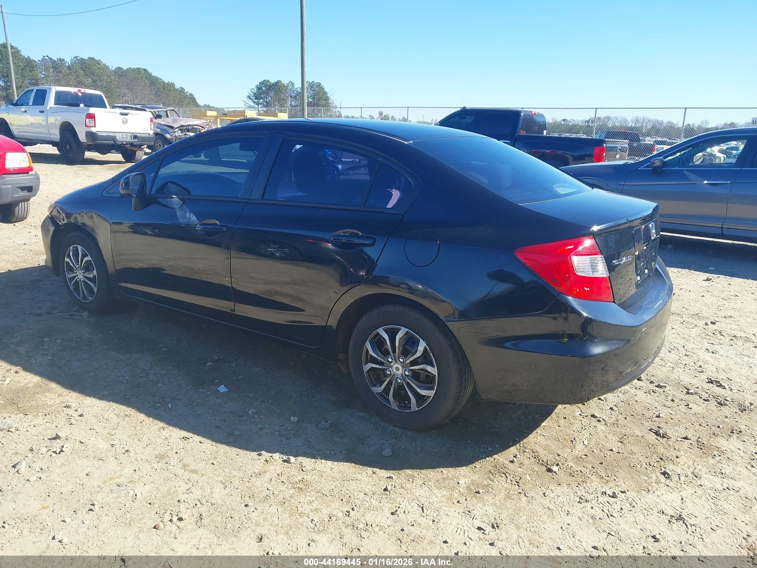 HONDA CIVIC image 3