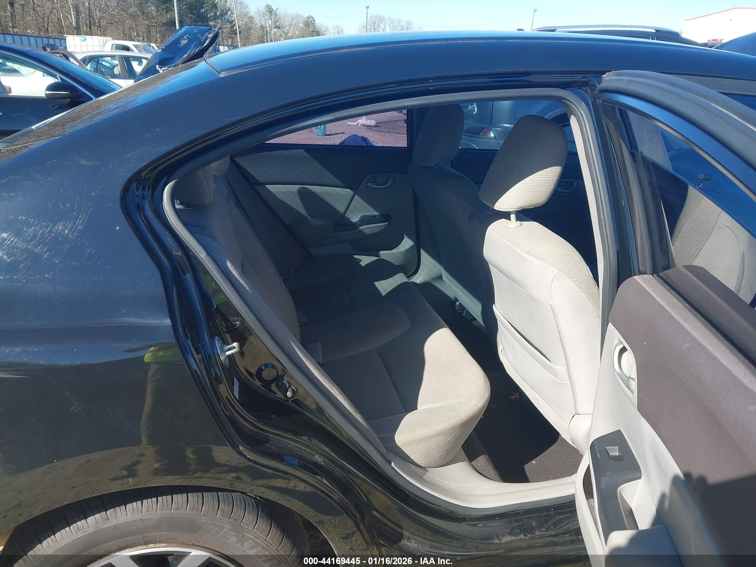 HONDA CIVIC image 8