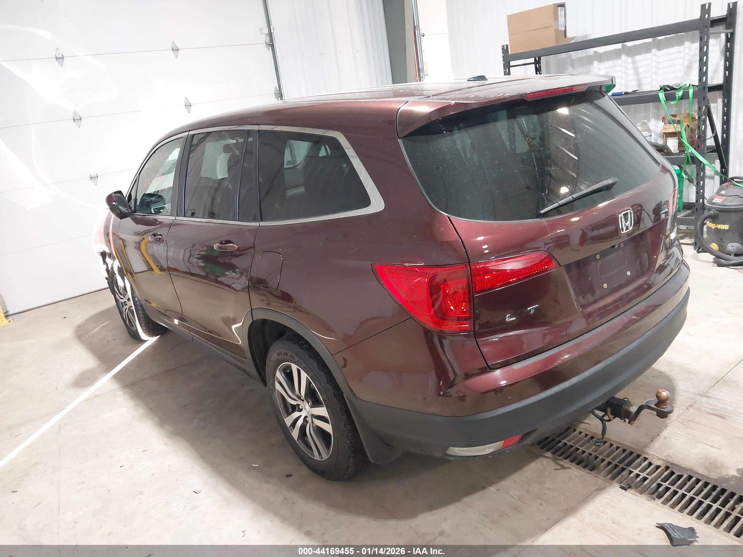 HONDA PILOT image 3