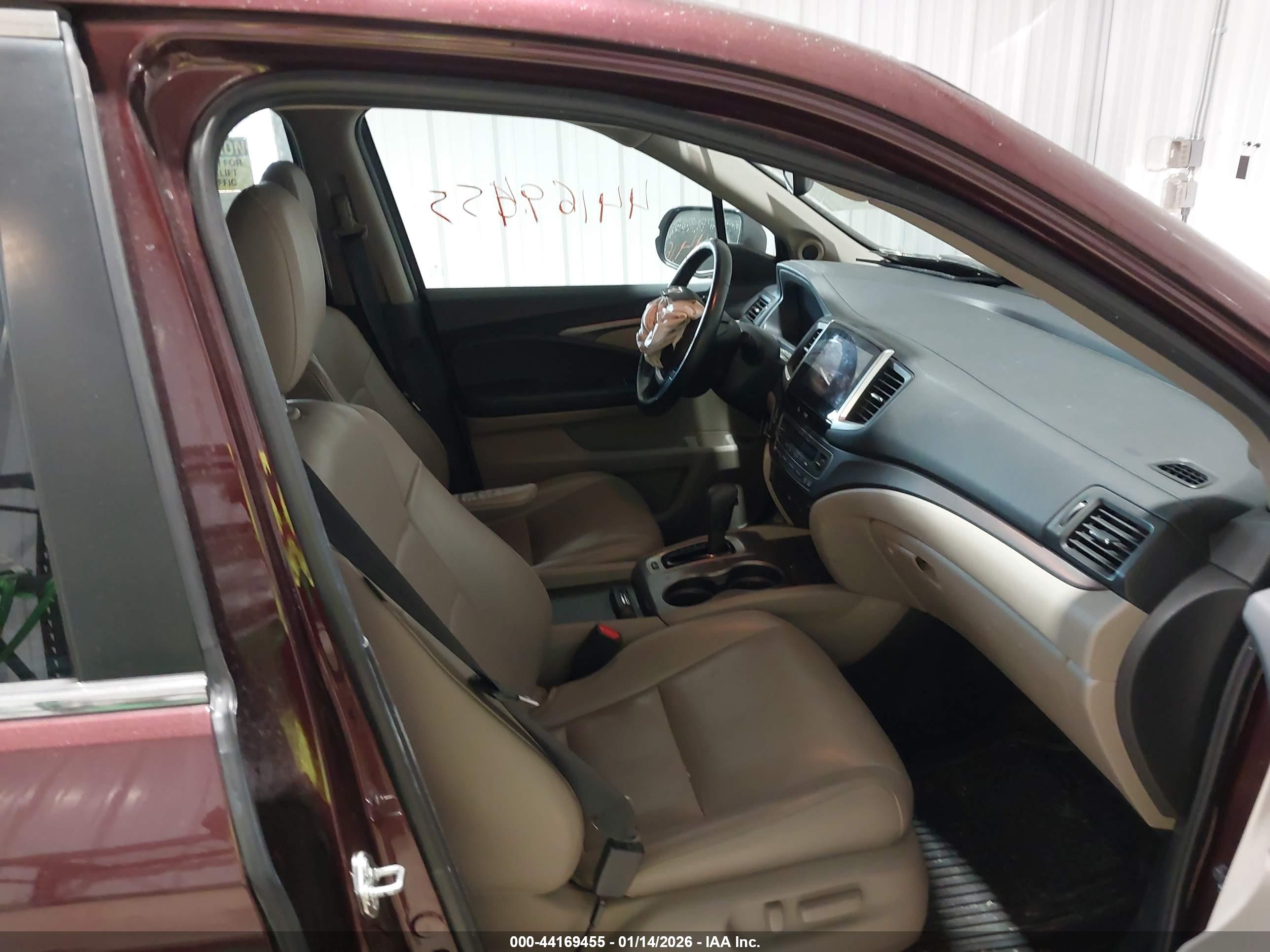 HONDA PILOT image 5
