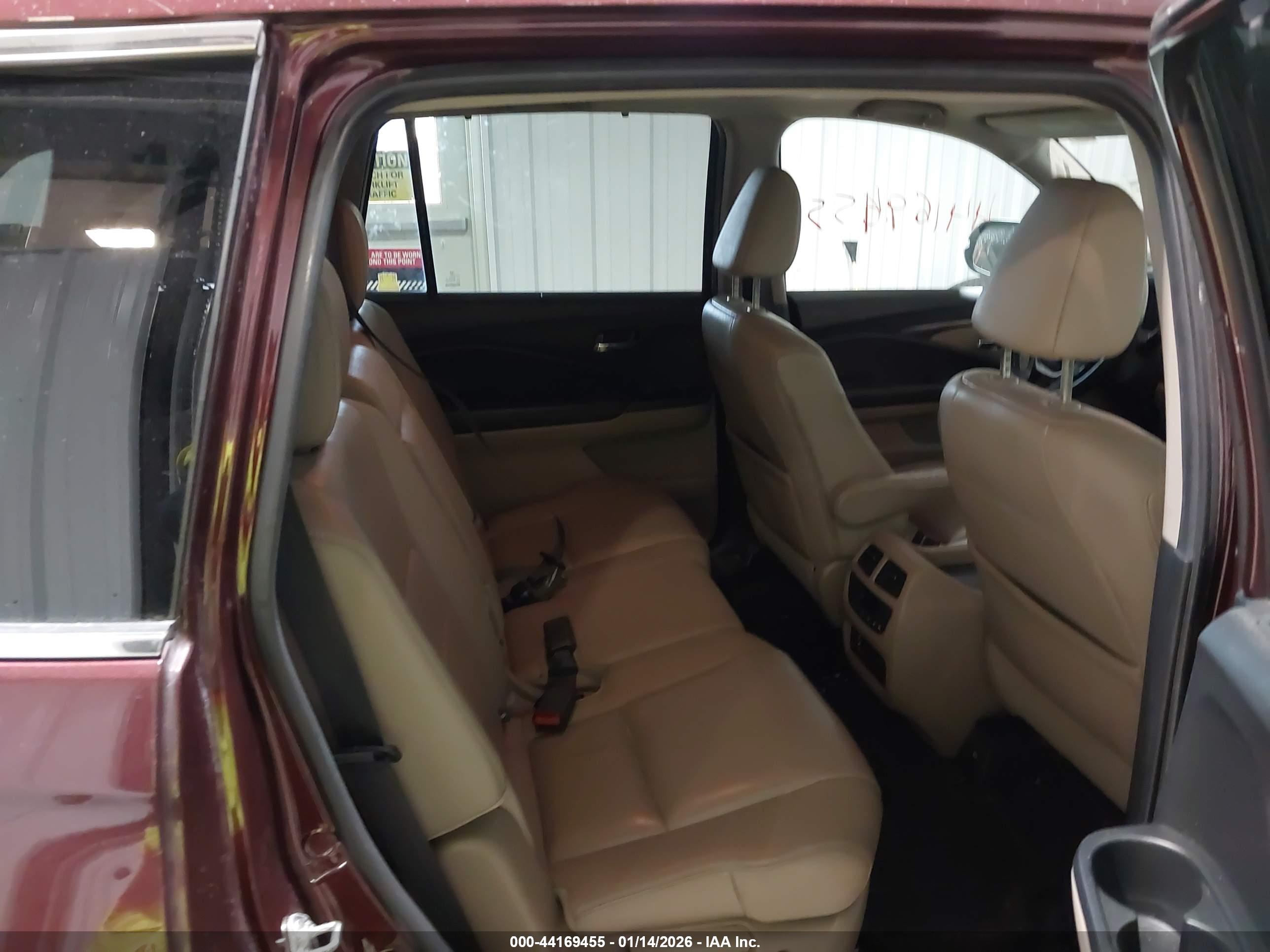 HONDA PILOT image 8