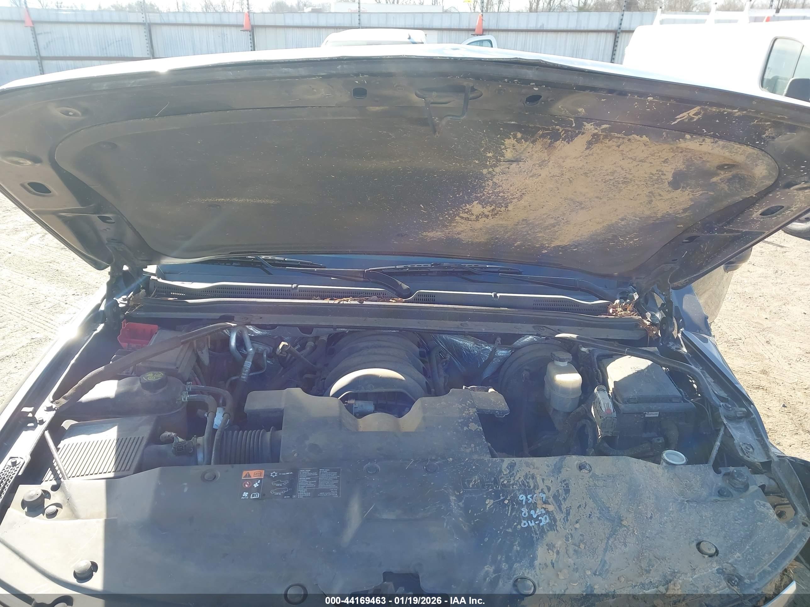 CHEVROLET TAHOE image 10