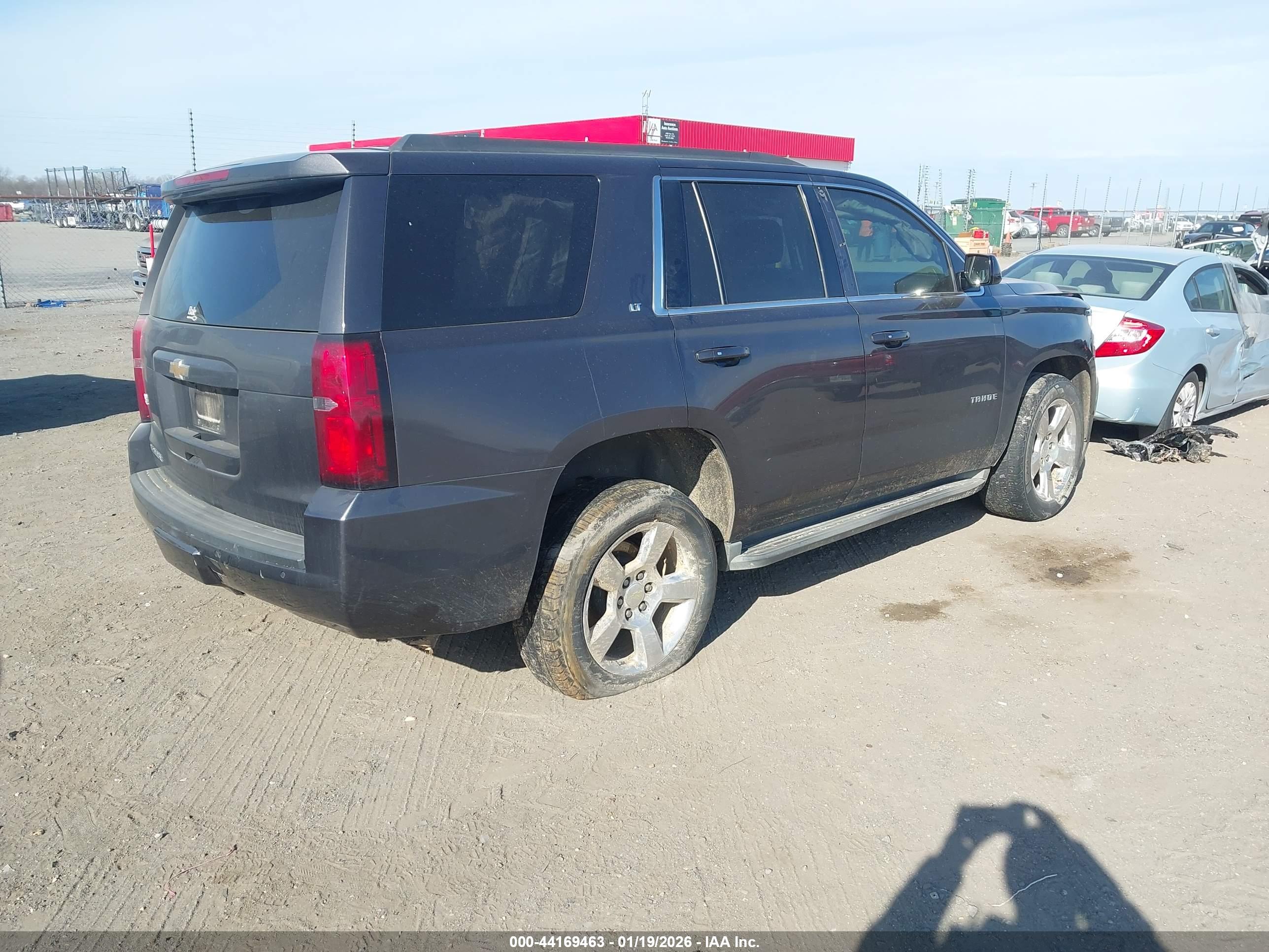 CHEVROLET TAHOE image 4