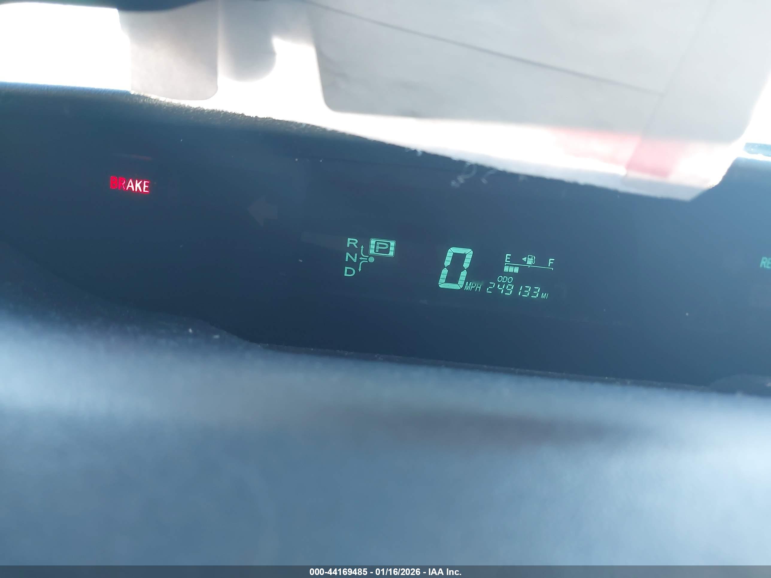 TOYOTA PRIUS image 7