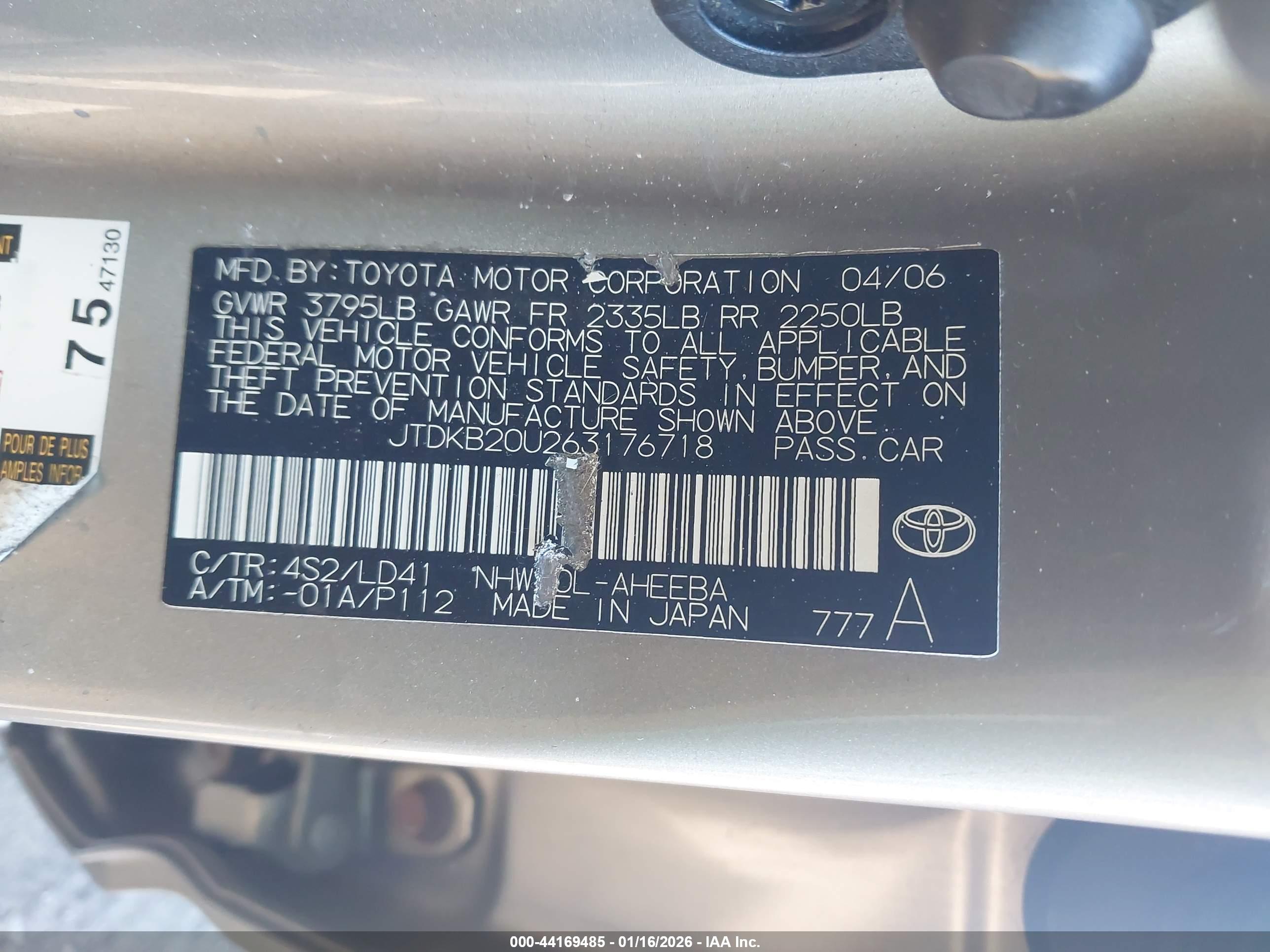 TOYOTA PRIUS image 9