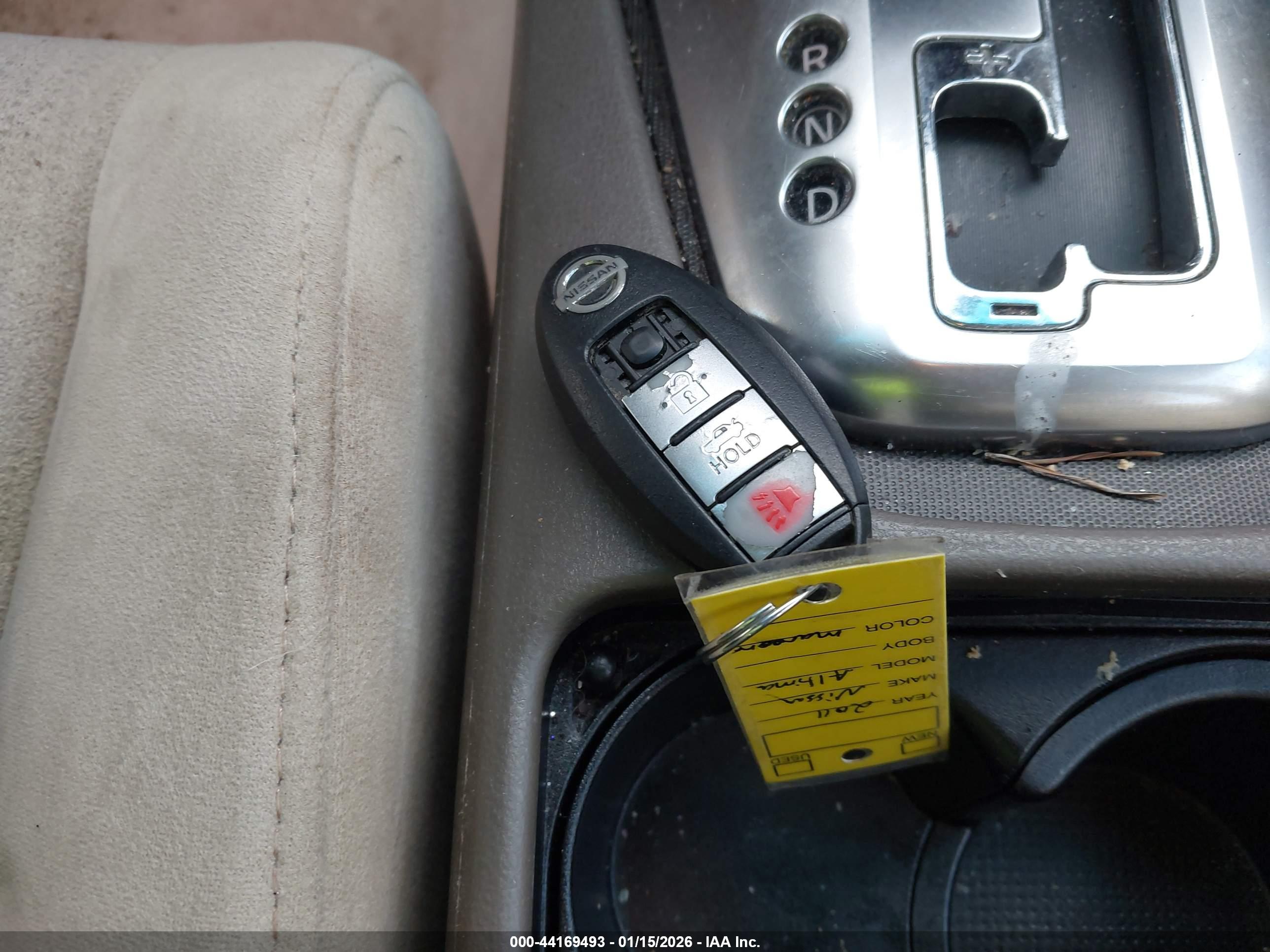 NISSAN ALTIMA image 11