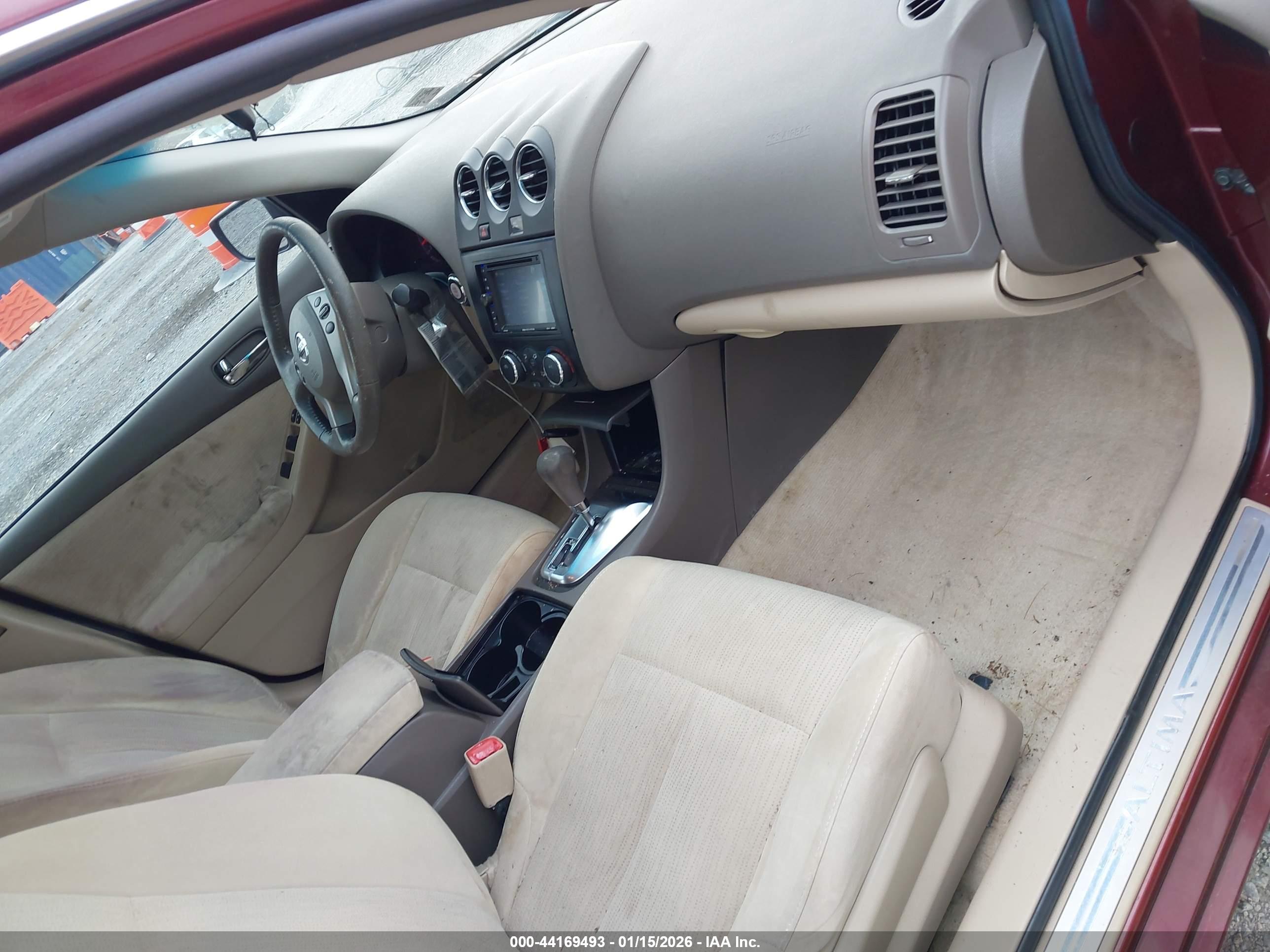 NISSAN ALTIMA image 5