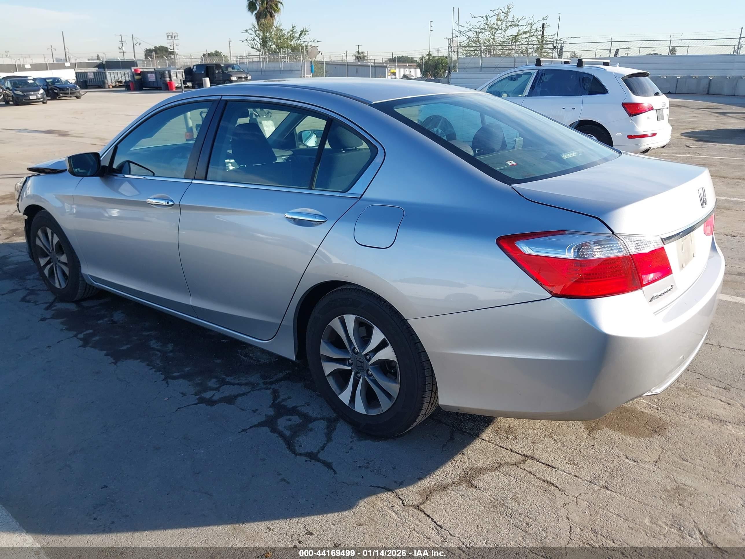 HONDA ACCORD image 3