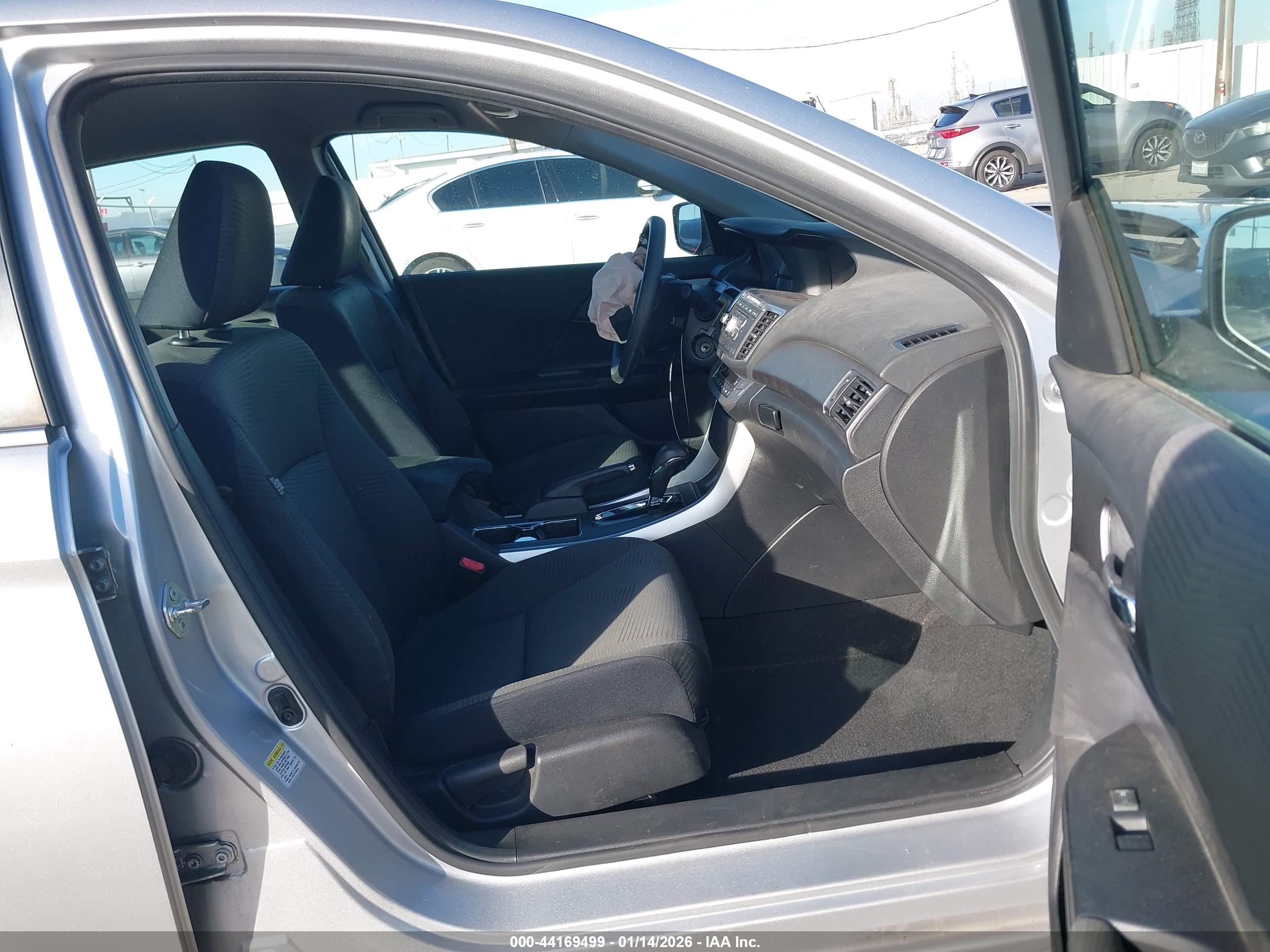 HONDA ACCORD image 5